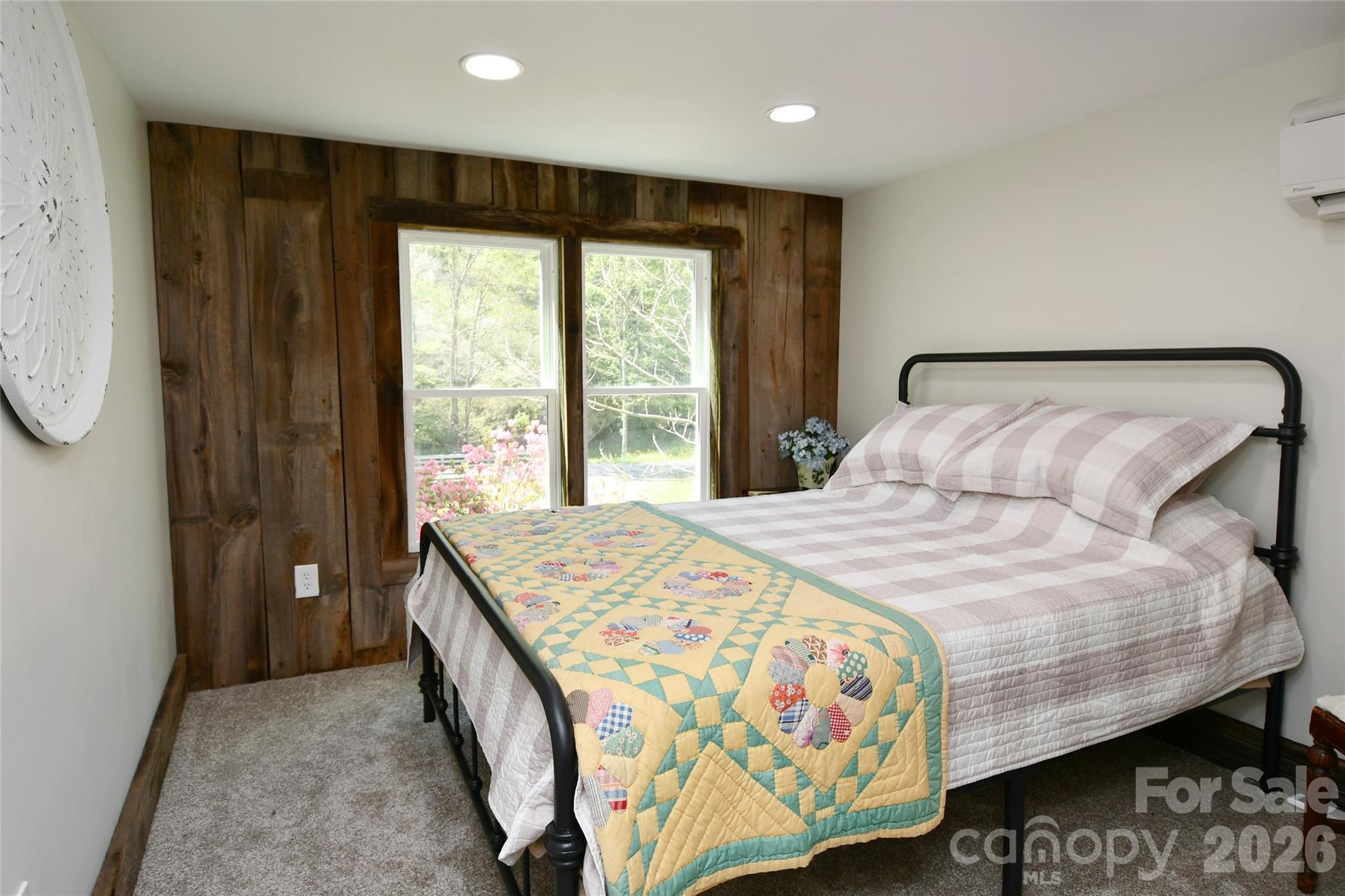 Second bedroom - 2180 Pigeon Roost Road, Green Mountain