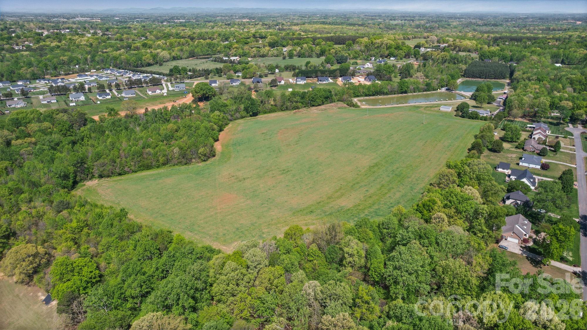 Single Family Residence at 144 Pops Lake Road, Statesville, photo 4 of 35