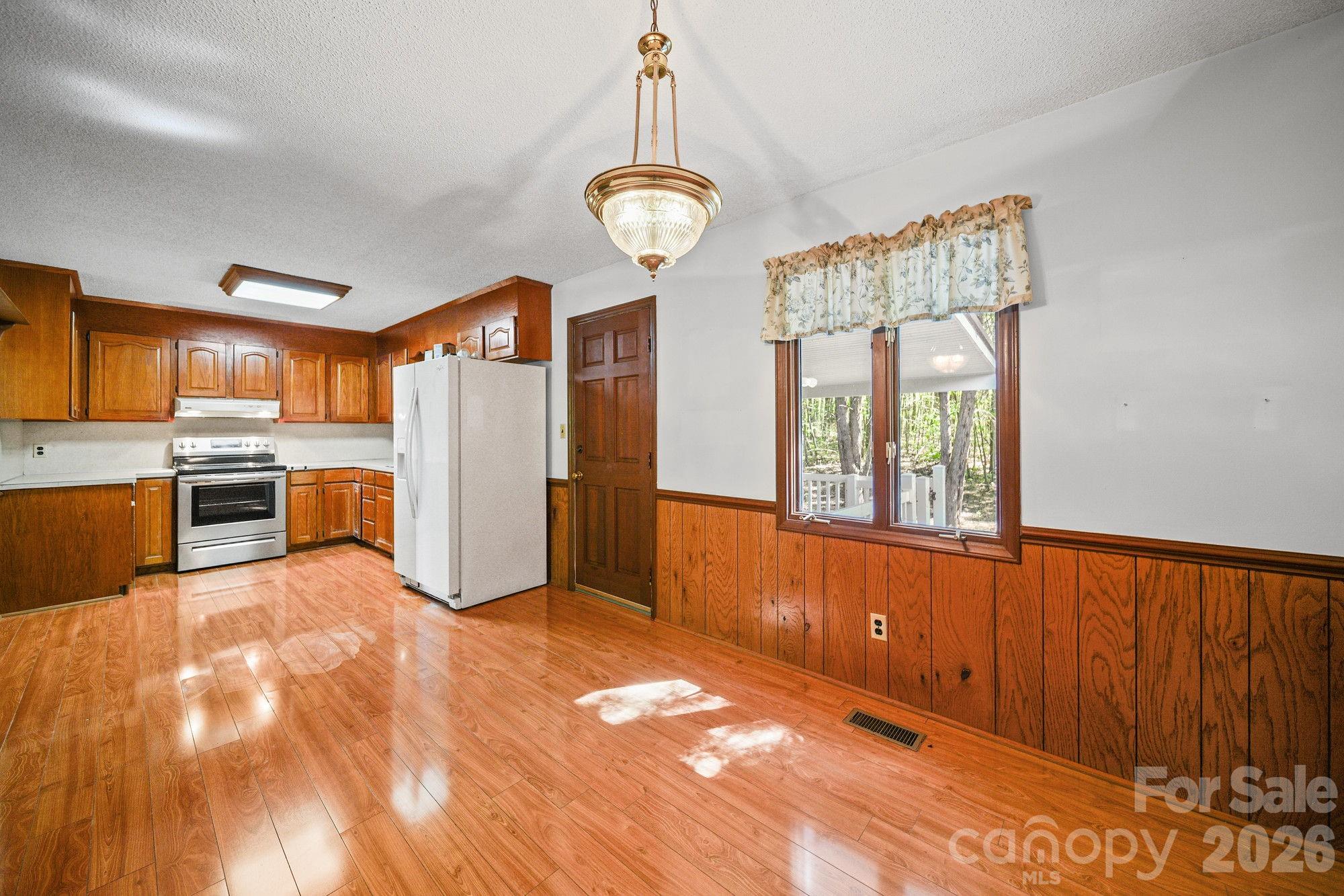 Single Family Residence at 144 Pops Lake Road, Statesville, photo 22 of 35