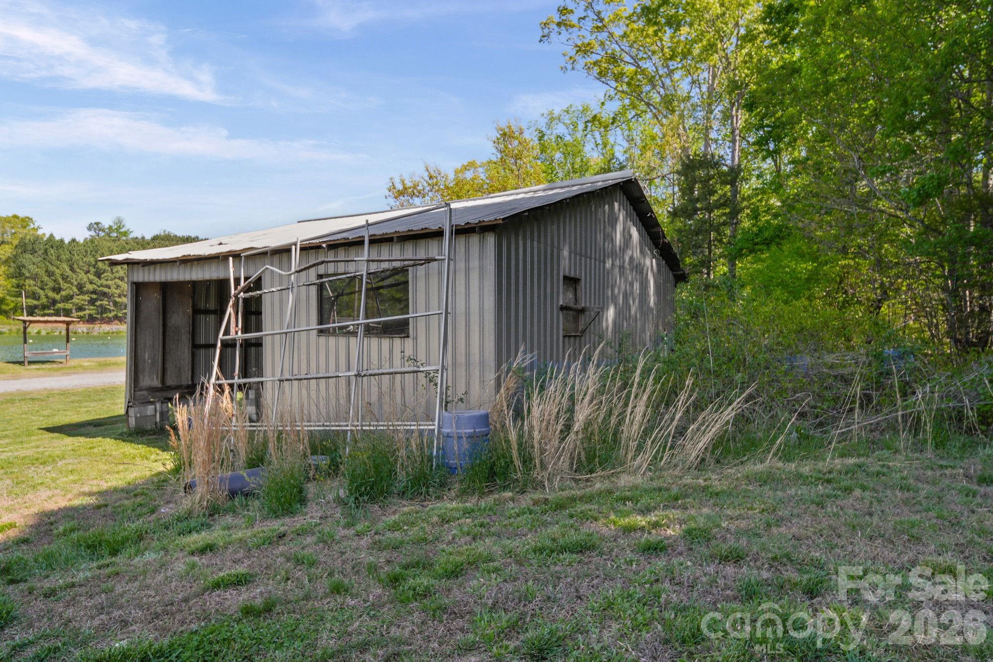 Single Family Residence at 144 Pops Lake Road, Statesville, photo 29 of 35