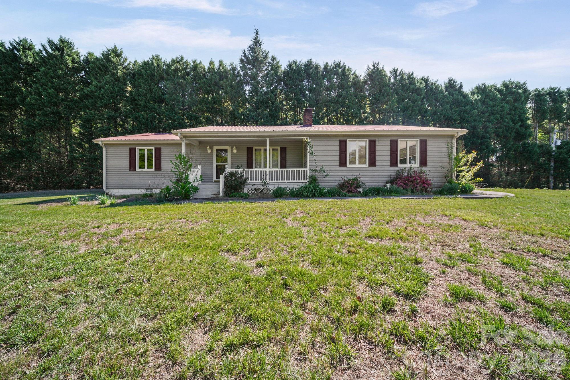 Single Family Residence at 144 Pops Lake Road, Statesville, photo 33 of 35