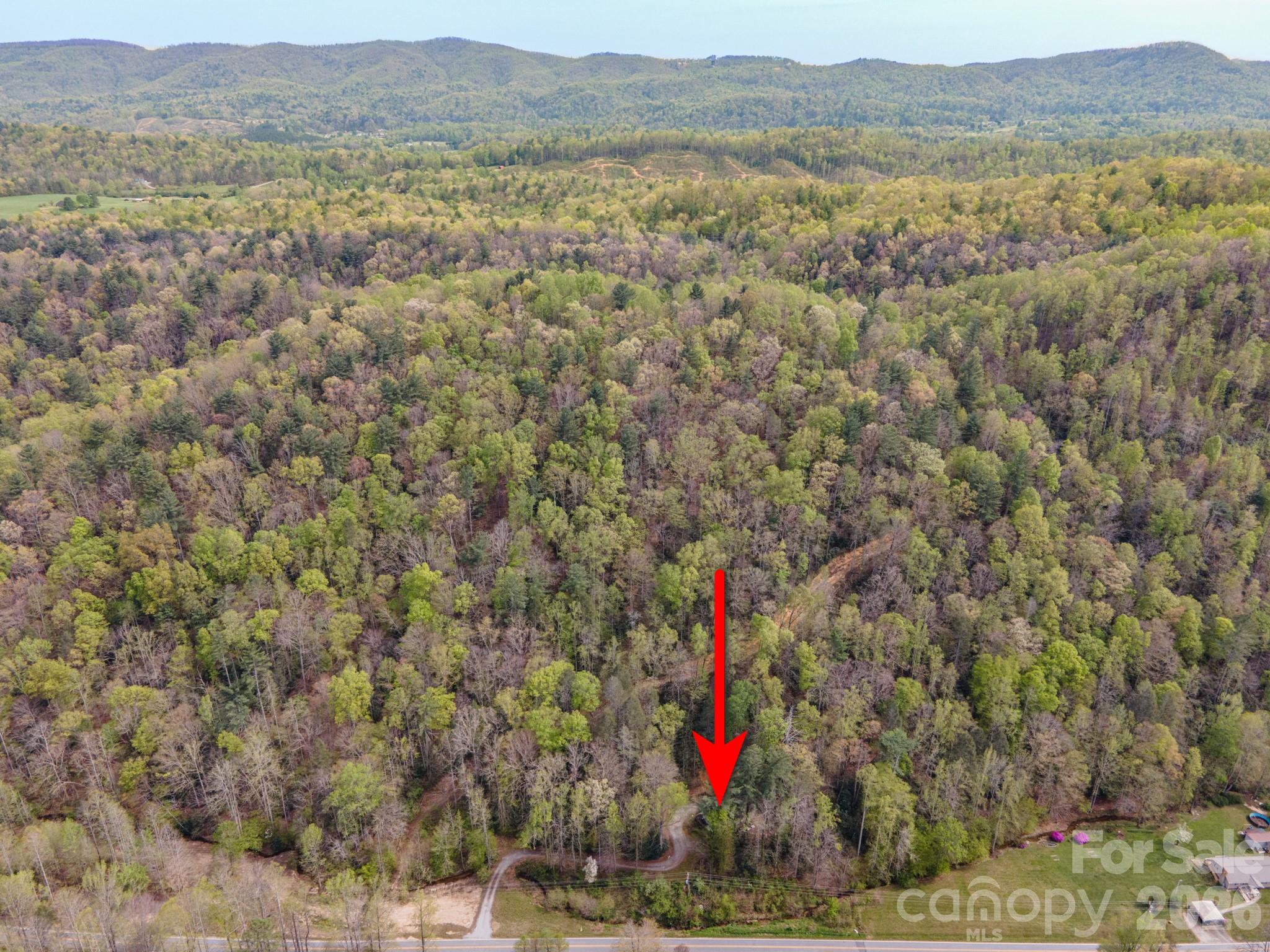 Single Family Residence at 2090 Zacks Fork Road, Lenoir, photo 2 of 24