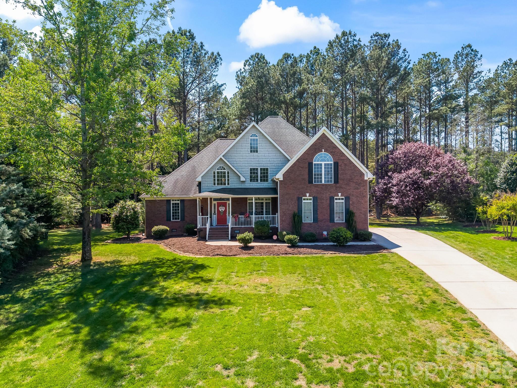 Single Family Residence at 443 Crowders Bluff Court, Clover, photo 2 of 46