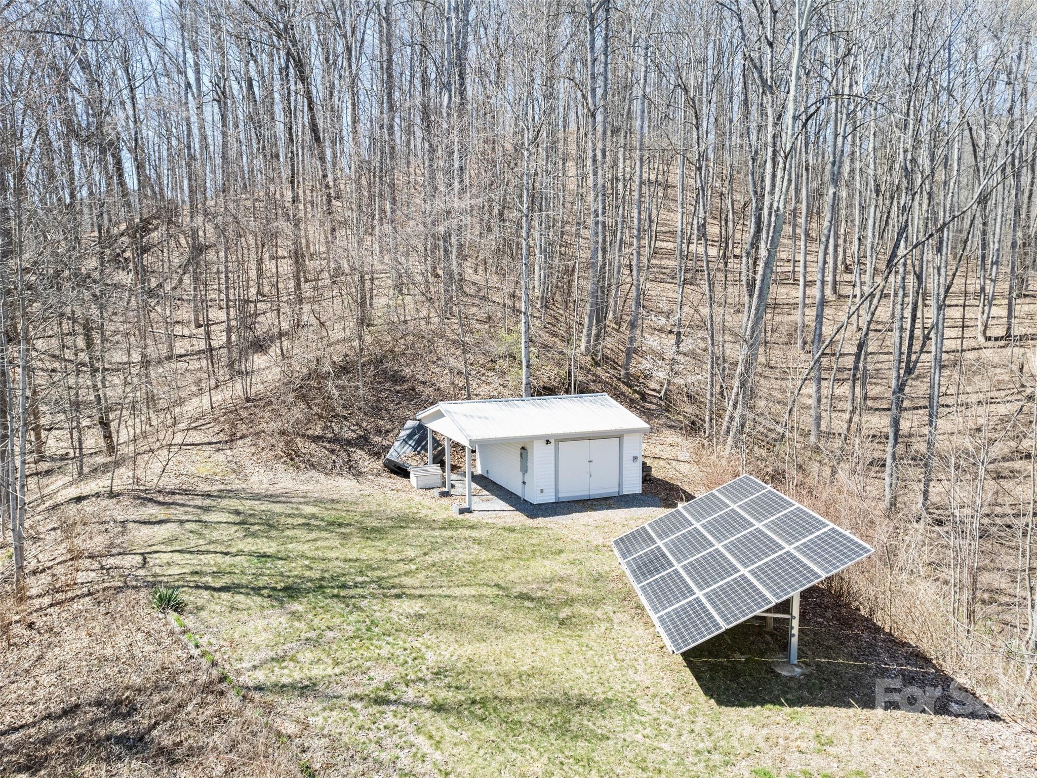 Solar Panels and Workshop - 401 Tipstill Cove, Waynesville
