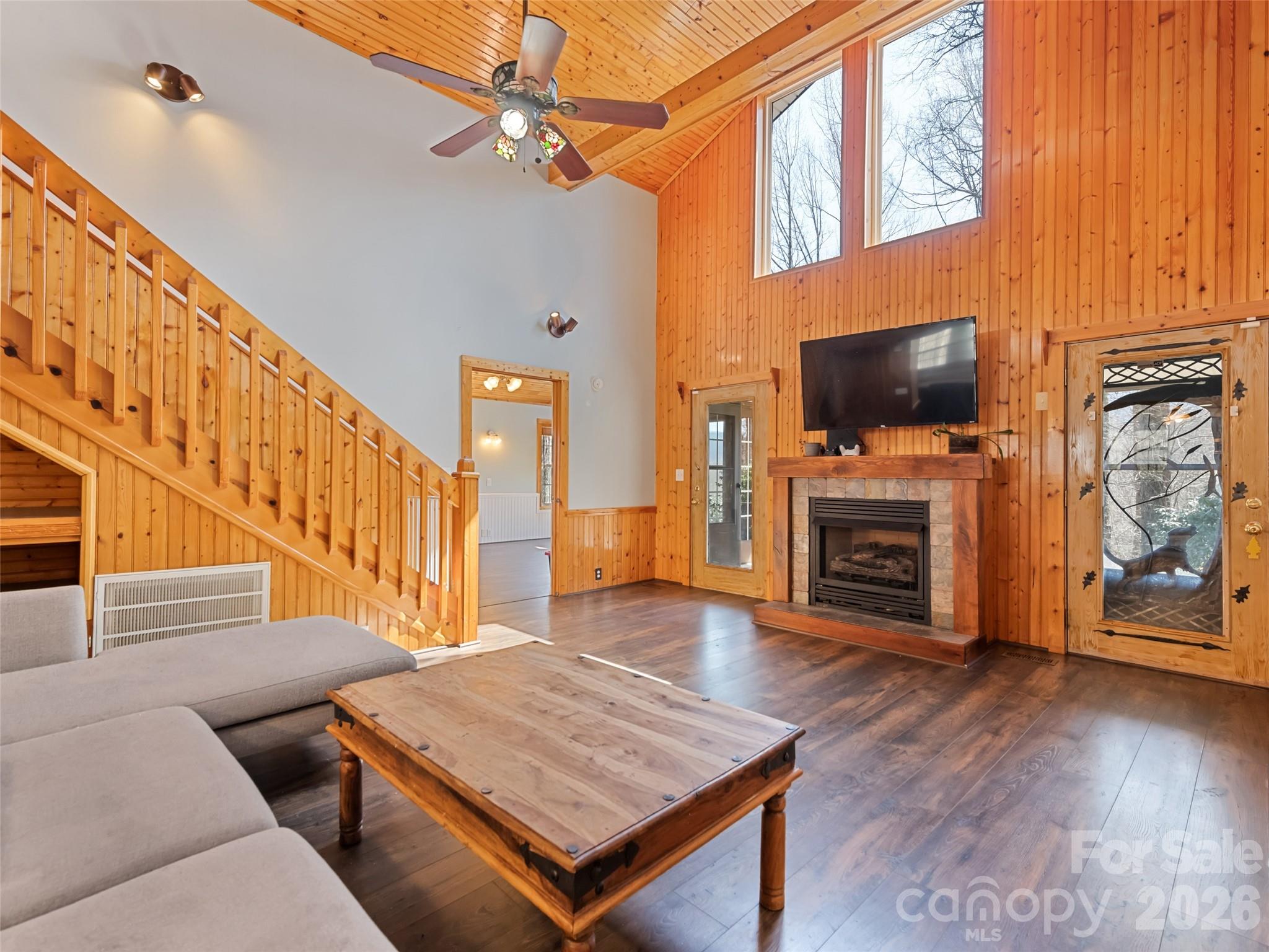 Main Living Area - 401 Tipstill Cove, Waynesville