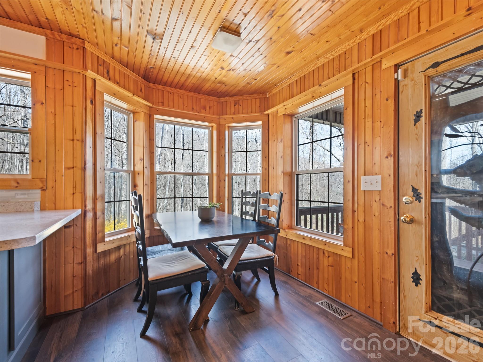 Dining Space - 401 Tipstill Cove, Waynesville