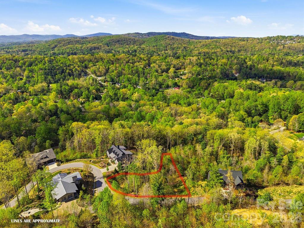 325 Curtain Bluff