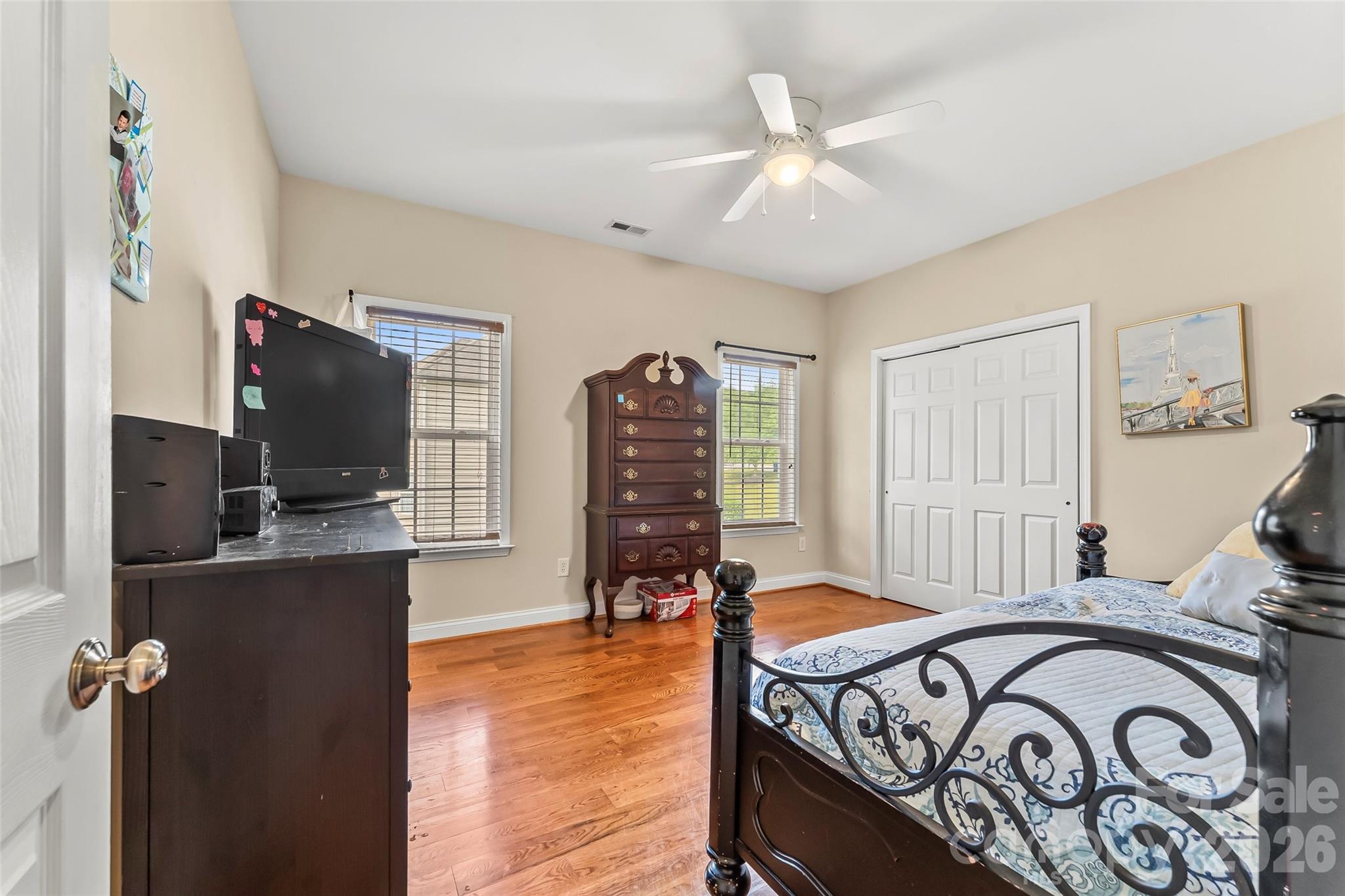 Spacious secondary bedroom upstairs. - 120 Harrison Point Court, Mooresville