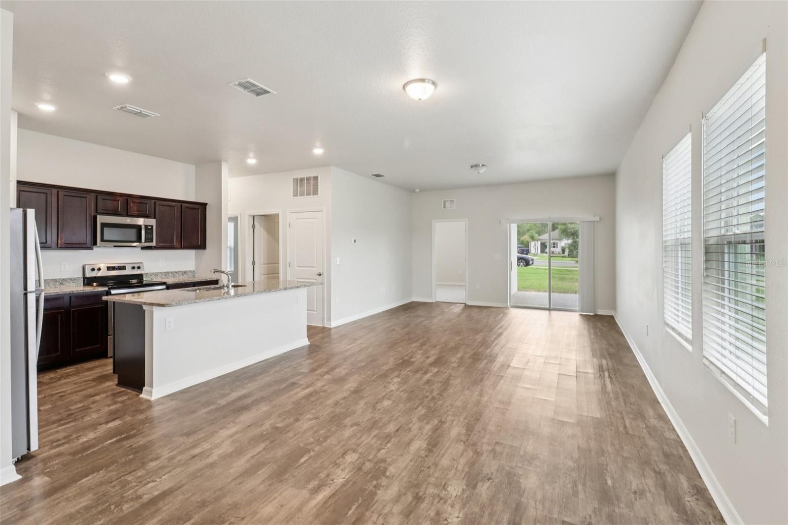 Single Family Residence at 3098 NEVERLAND DR, NEW SMYRNA BEACH, photo 4 of 26