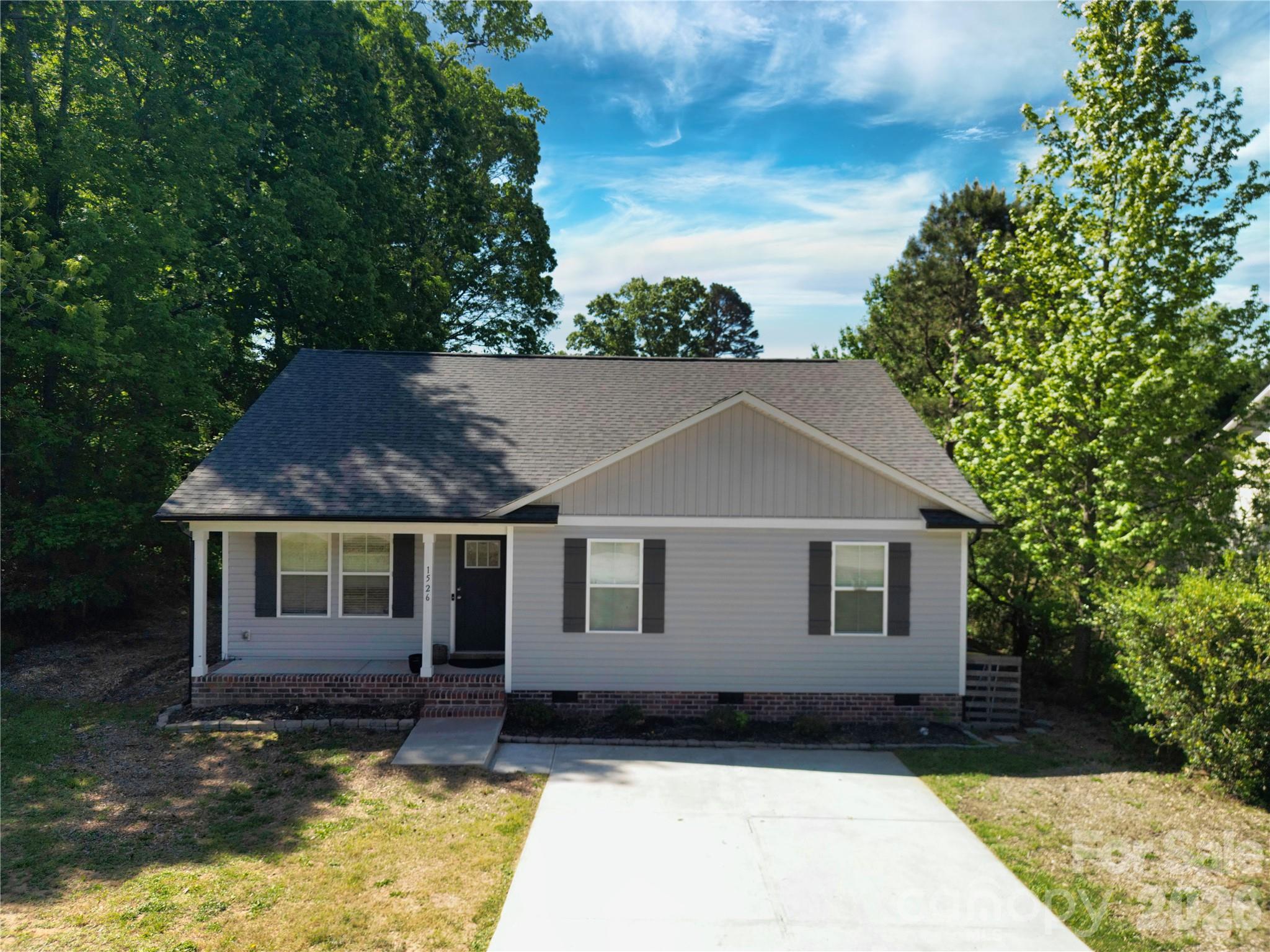 Single Family Residence at 1526 Shepard Street, Kannapolis, photo 3 of 37