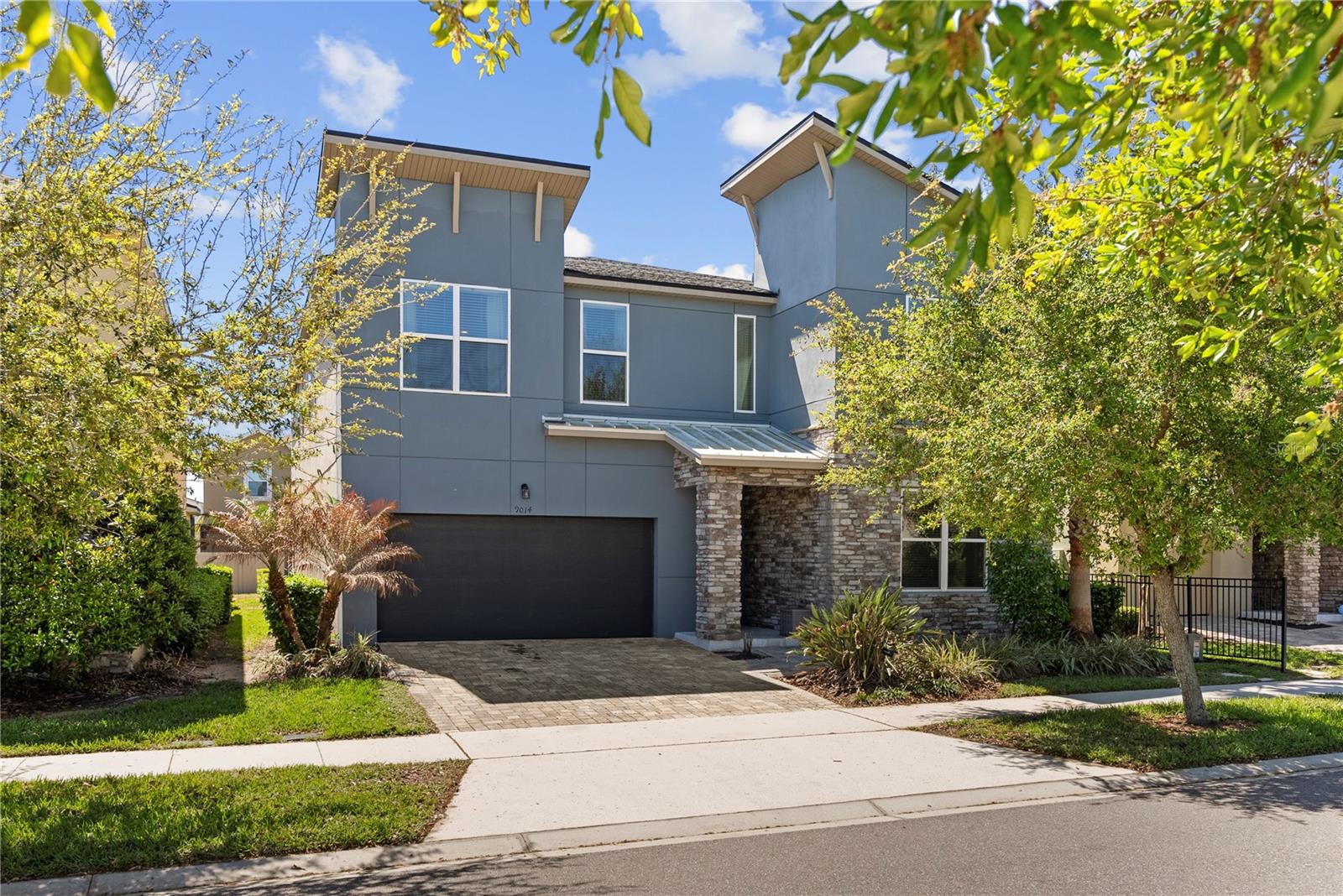 9014 PELICAN COVE TRL