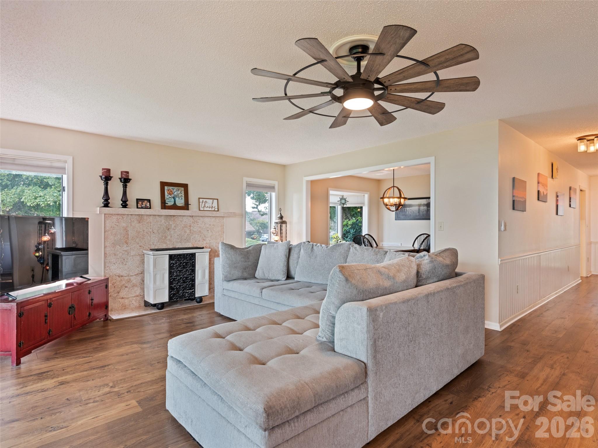 Condominium at 602 Fleetwood Plaza, Hendersonville, photo 19 of 47
