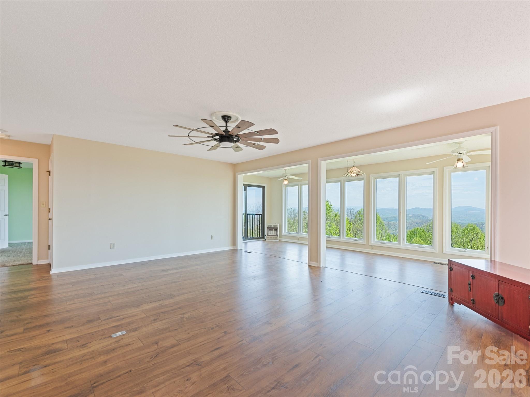 Condominium at 602 Fleetwood Plaza, Hendersonville, photo 25 of 47