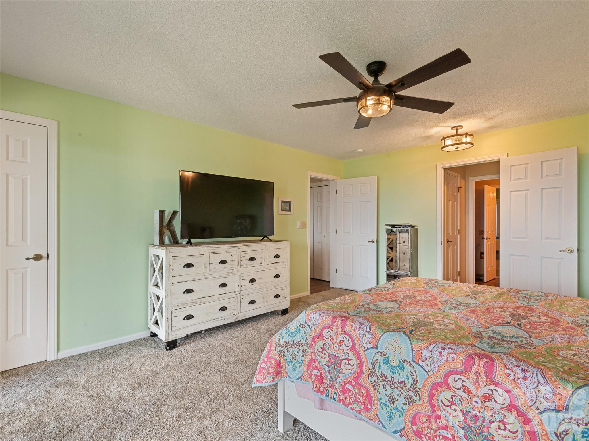 Condominium at 602 Fleetwood Plaza, Hendersonville, photo 30 of 47