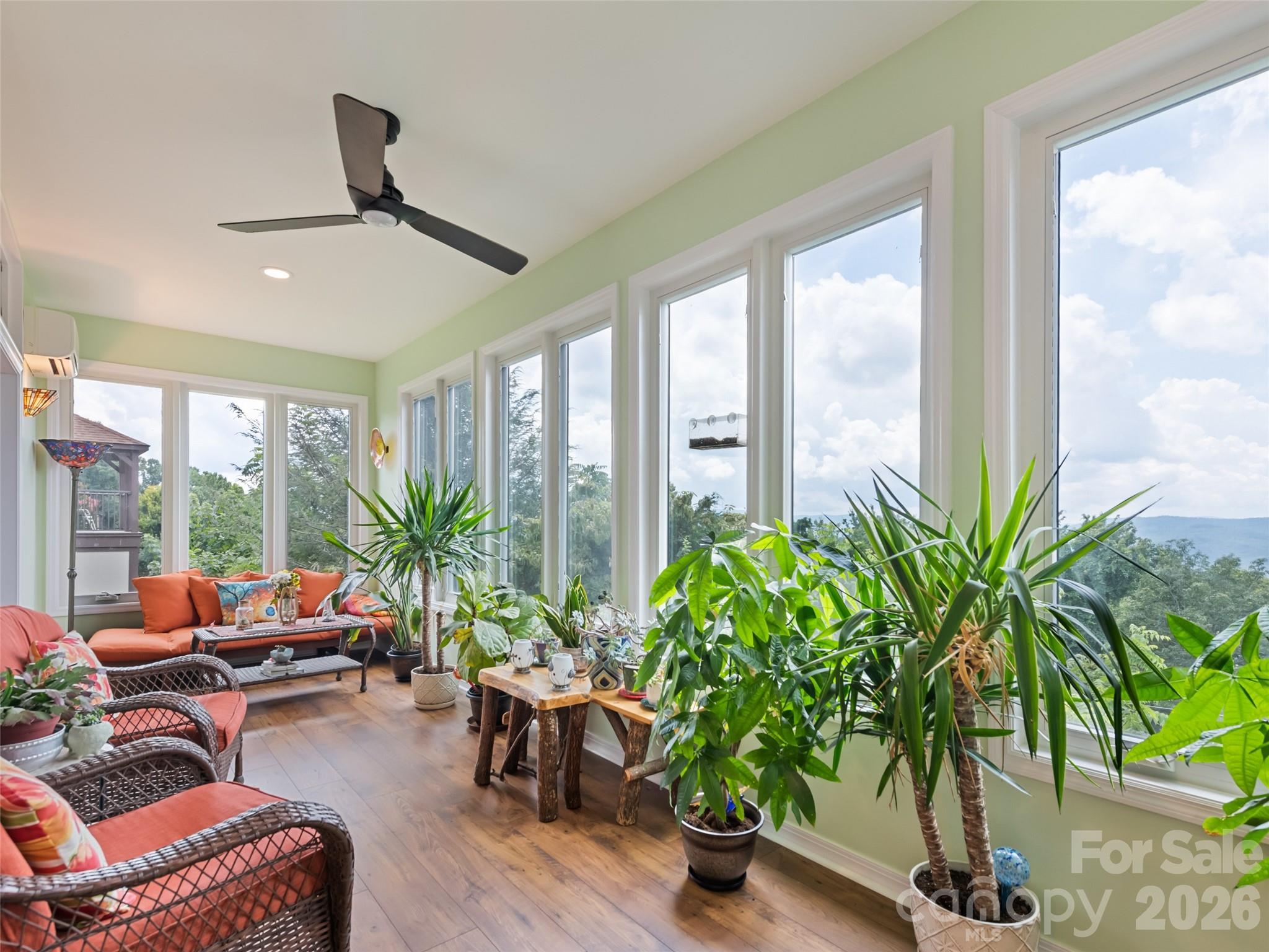 Plenty of sunshine for year-round indoor garden - 1401 Fleetwood Plaza, Hendersonville