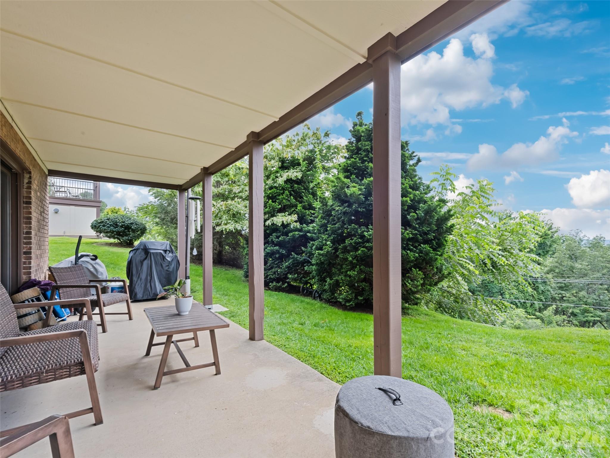 Ground level patio - 1401 Fleetwood Plaza, Hendersonville