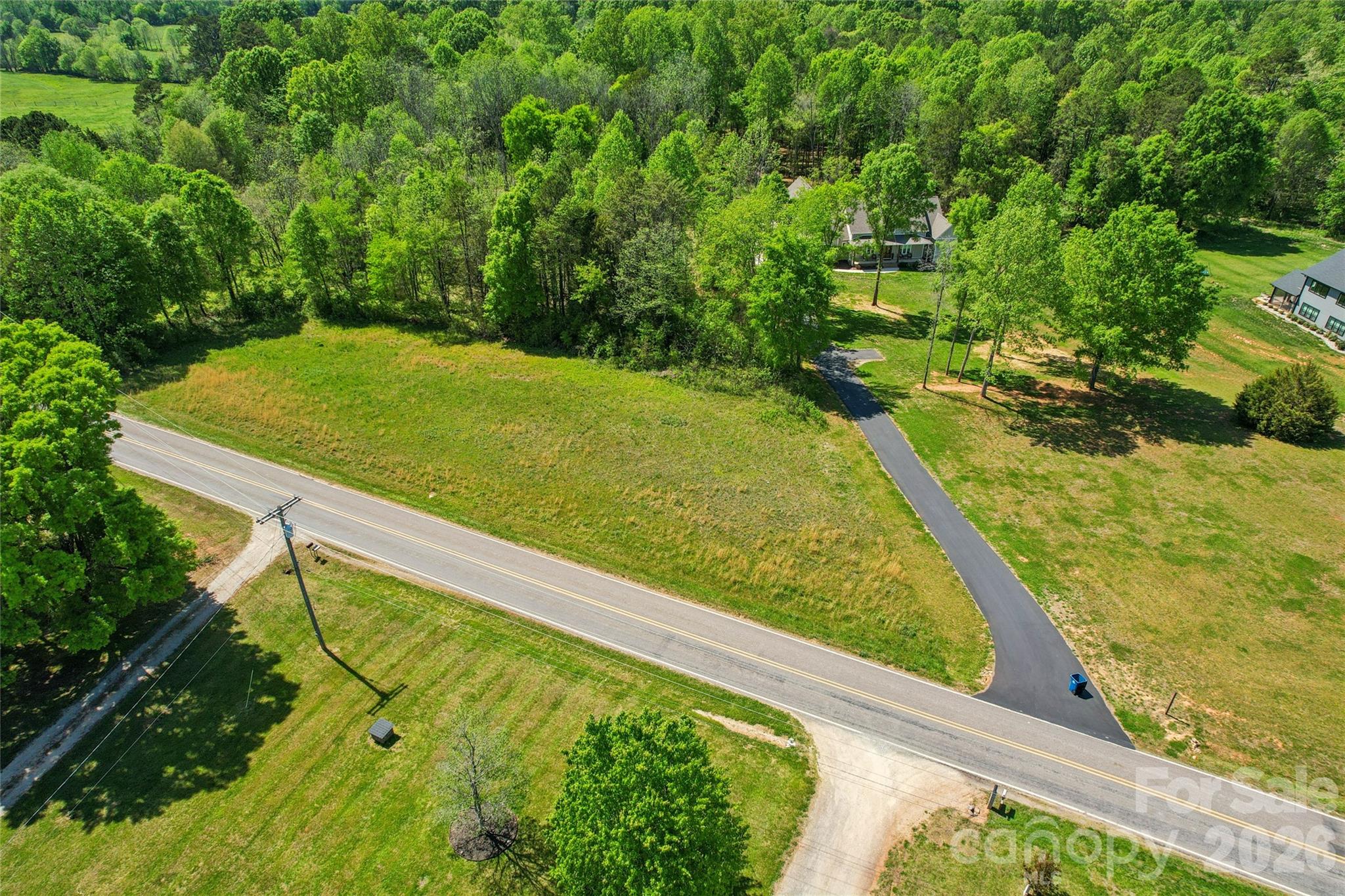 Lot at 1025 Patterson Farm Road, Mooresville, photo 2 of 14