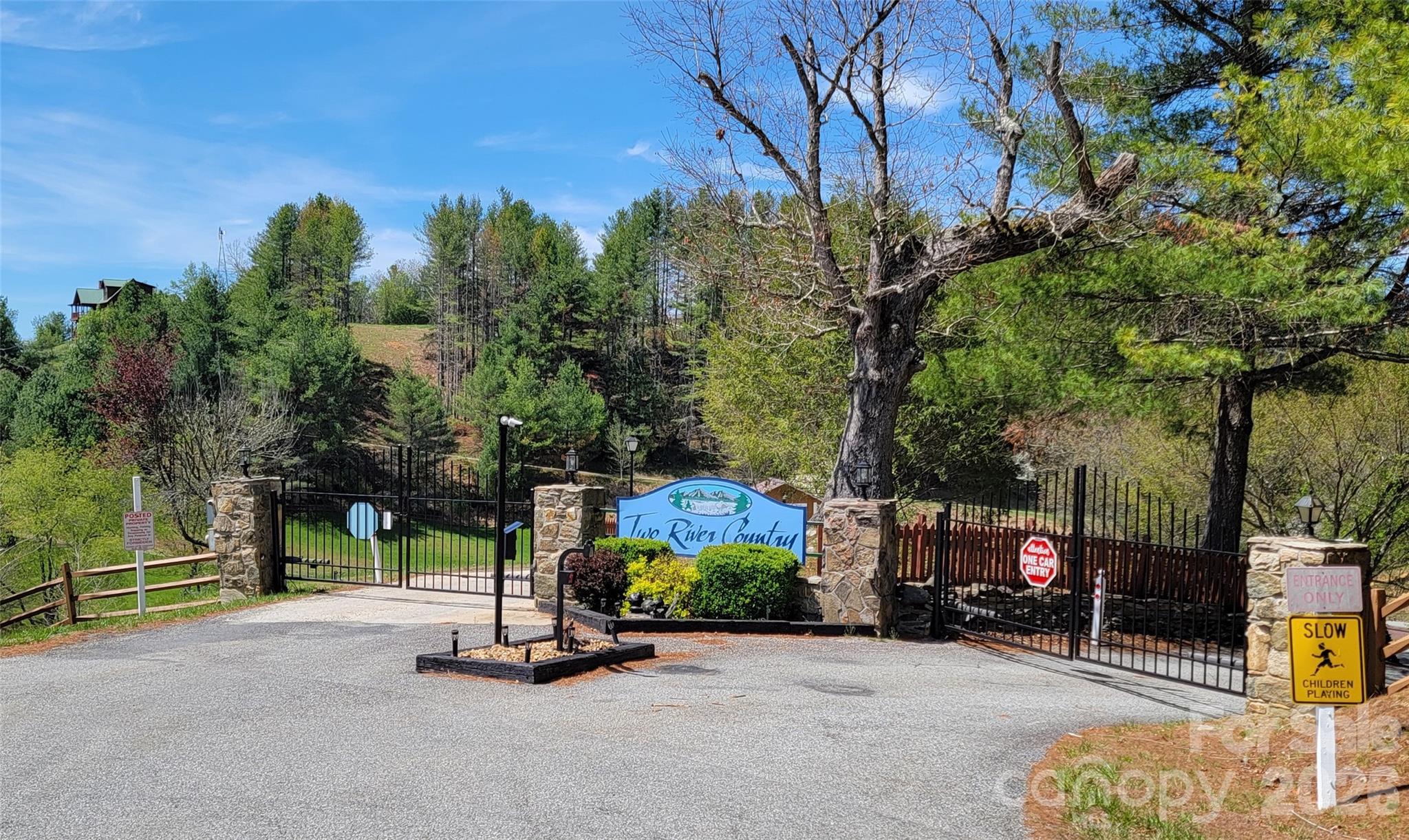Private Gated Entrance - TBD (Lots 25/26/27) Miriam Way, Piney Creek