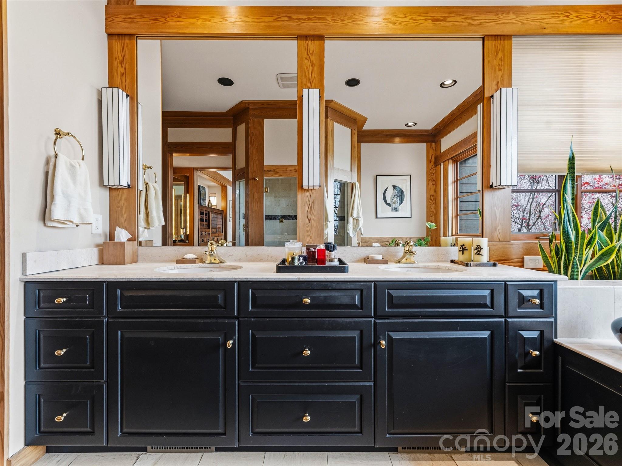 Single Family Residence at 1000 McFarlane Way, Hendersonville, photo 16 of 47
