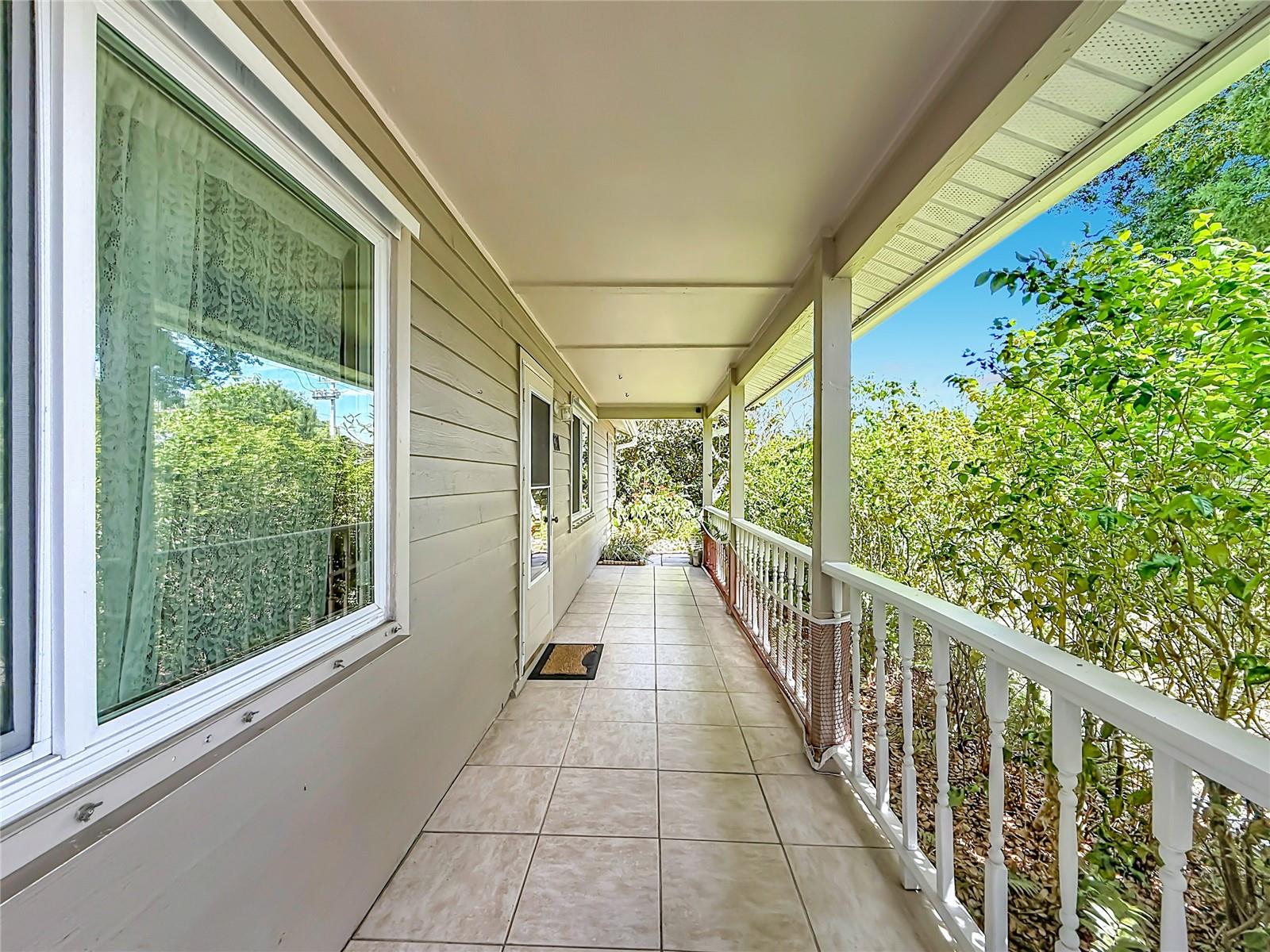 Single Family Residence at 601 E SEMINOLE DR, VENICE, photo 5 of 52