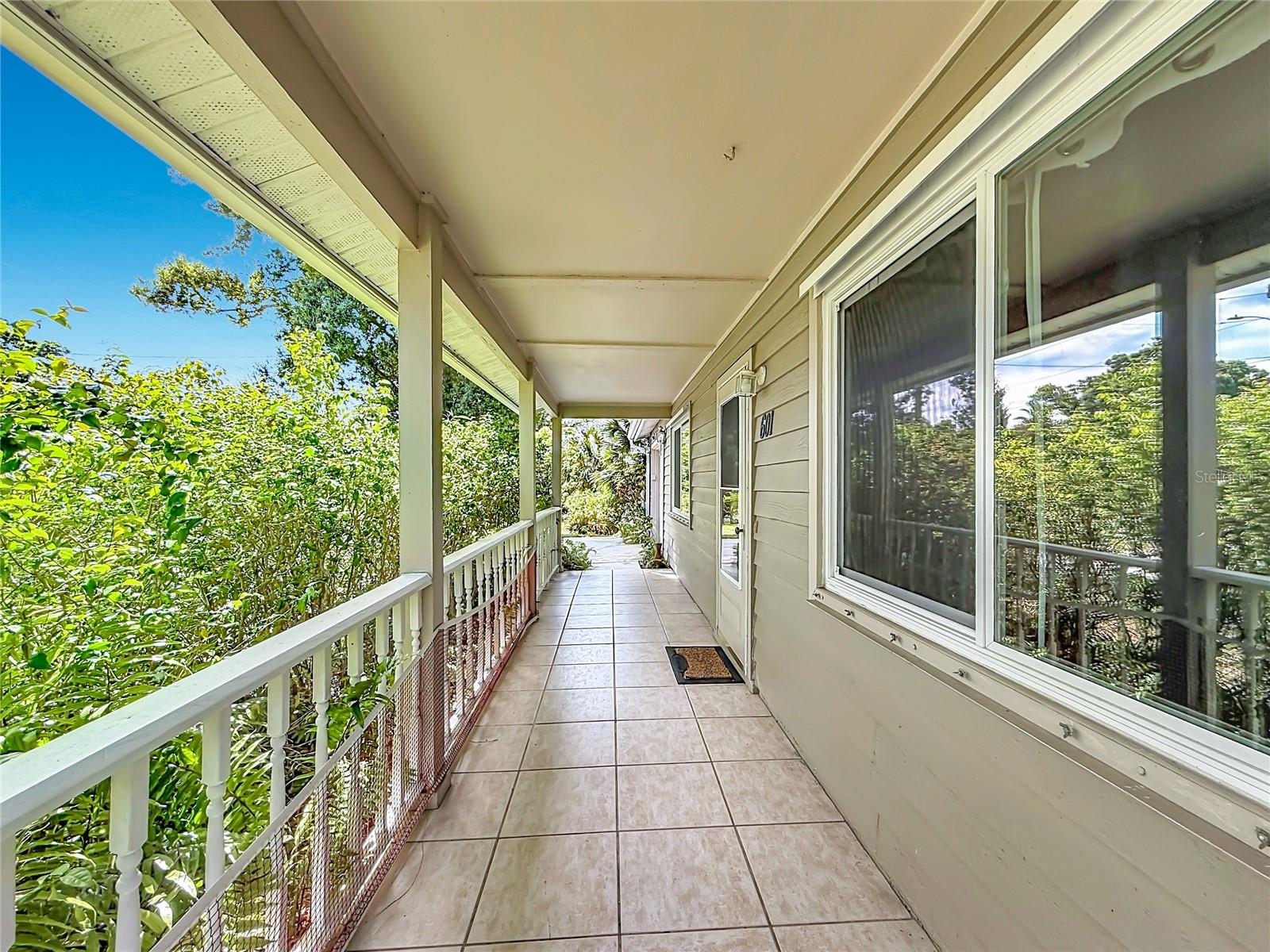 Single Family Residence at 601 E SEMINOLE DR, VENICE, photo 6 of 52