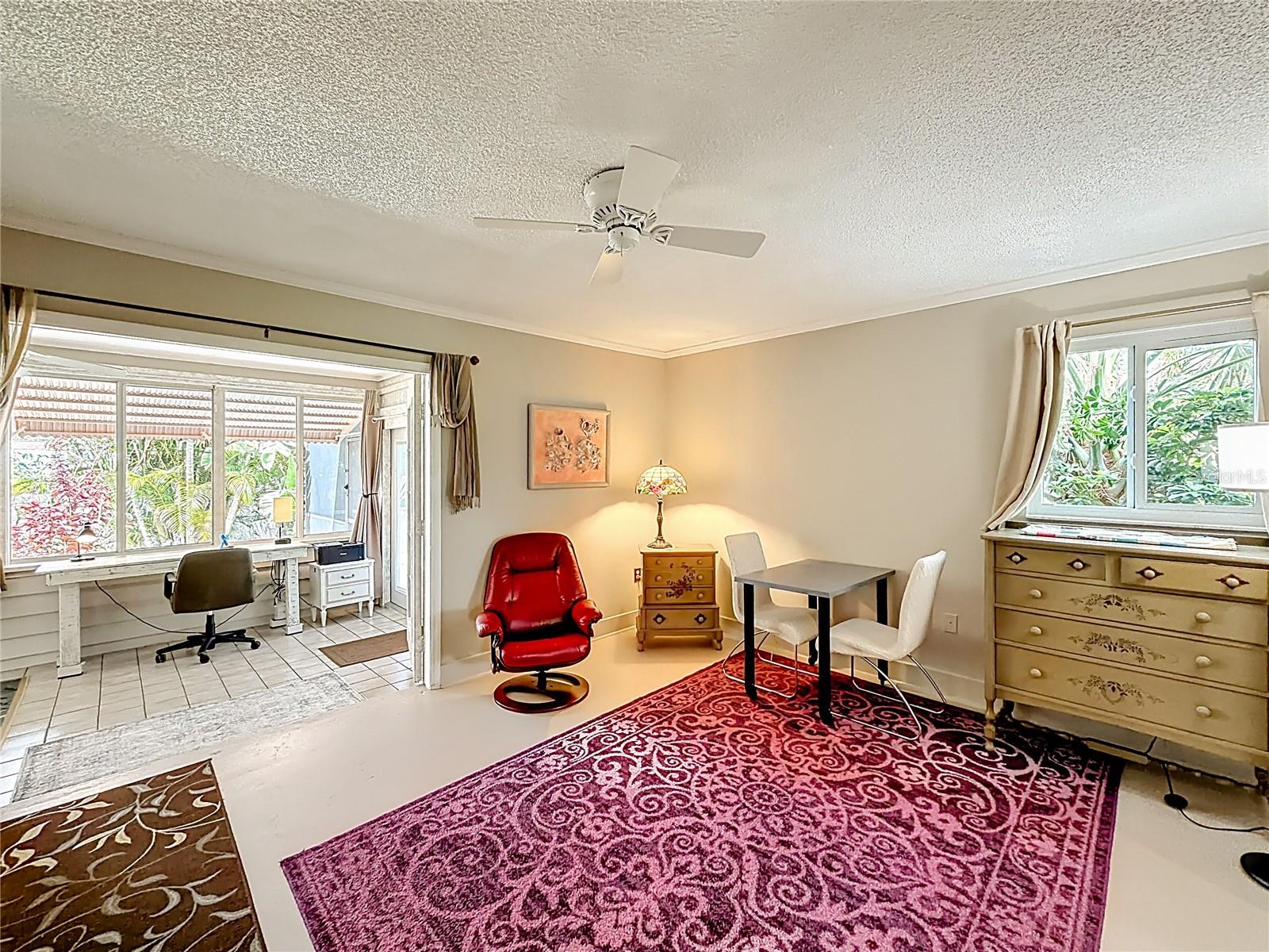 Single Family Residence at 601 E SEMINOLE DR, VENICE, photo 23 of 52