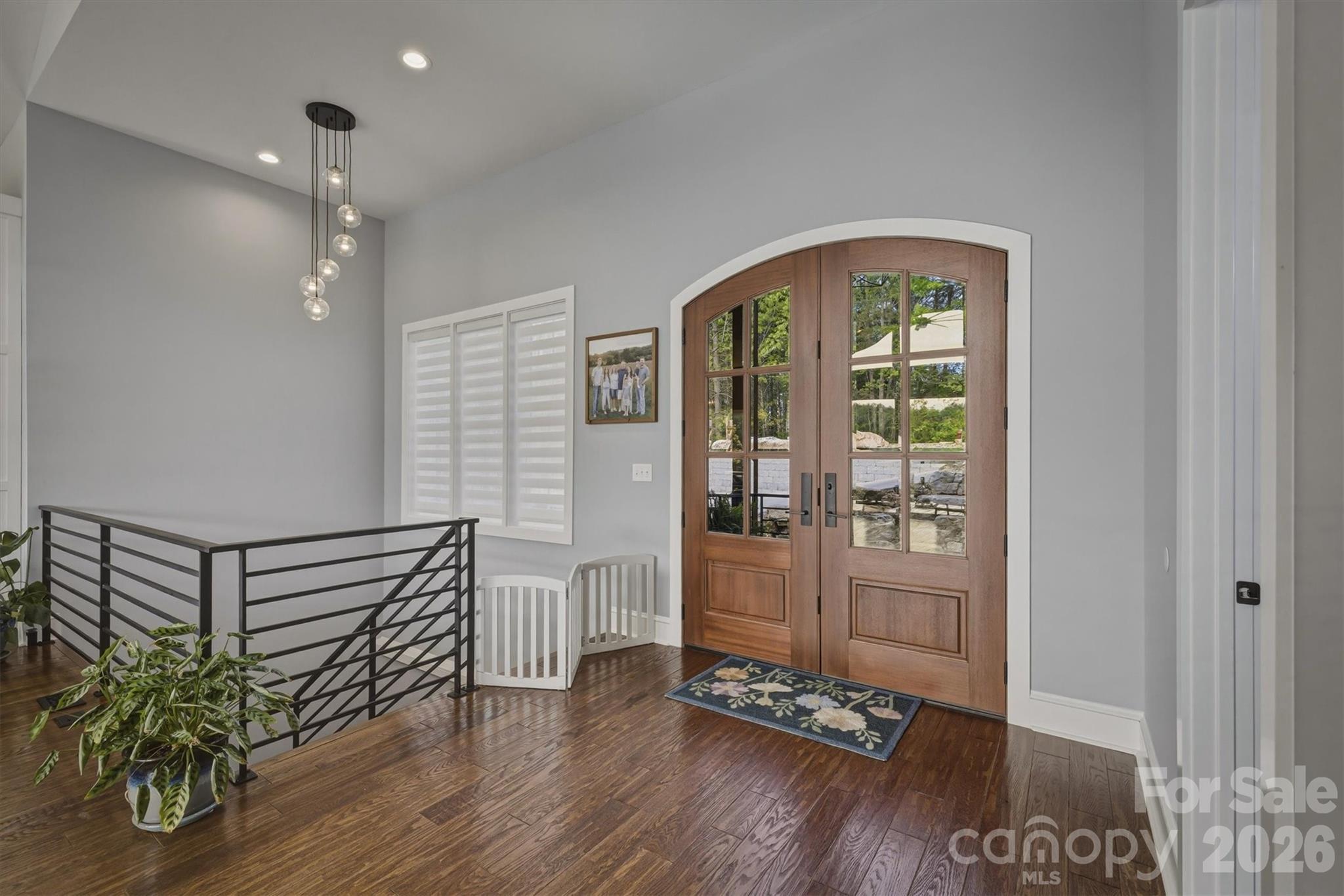 Single Family Residence at 10 Otter Cove Court, Nebo, photo 2 of 48