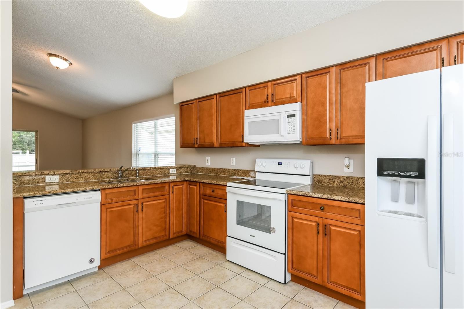 Single Family Residence at 4912 SAUSALITO LN, KISSIMMEE, photo 7 of 15