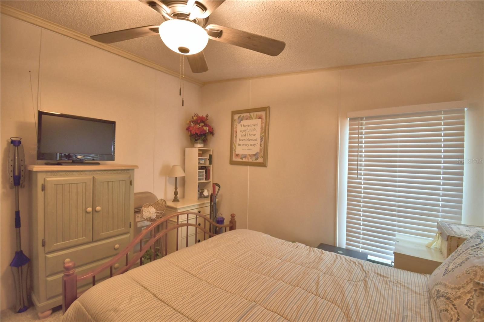 Manufactured Home at 447 VILLAGE CIR SW, WINTER HAVEN, photo 35 of 48
