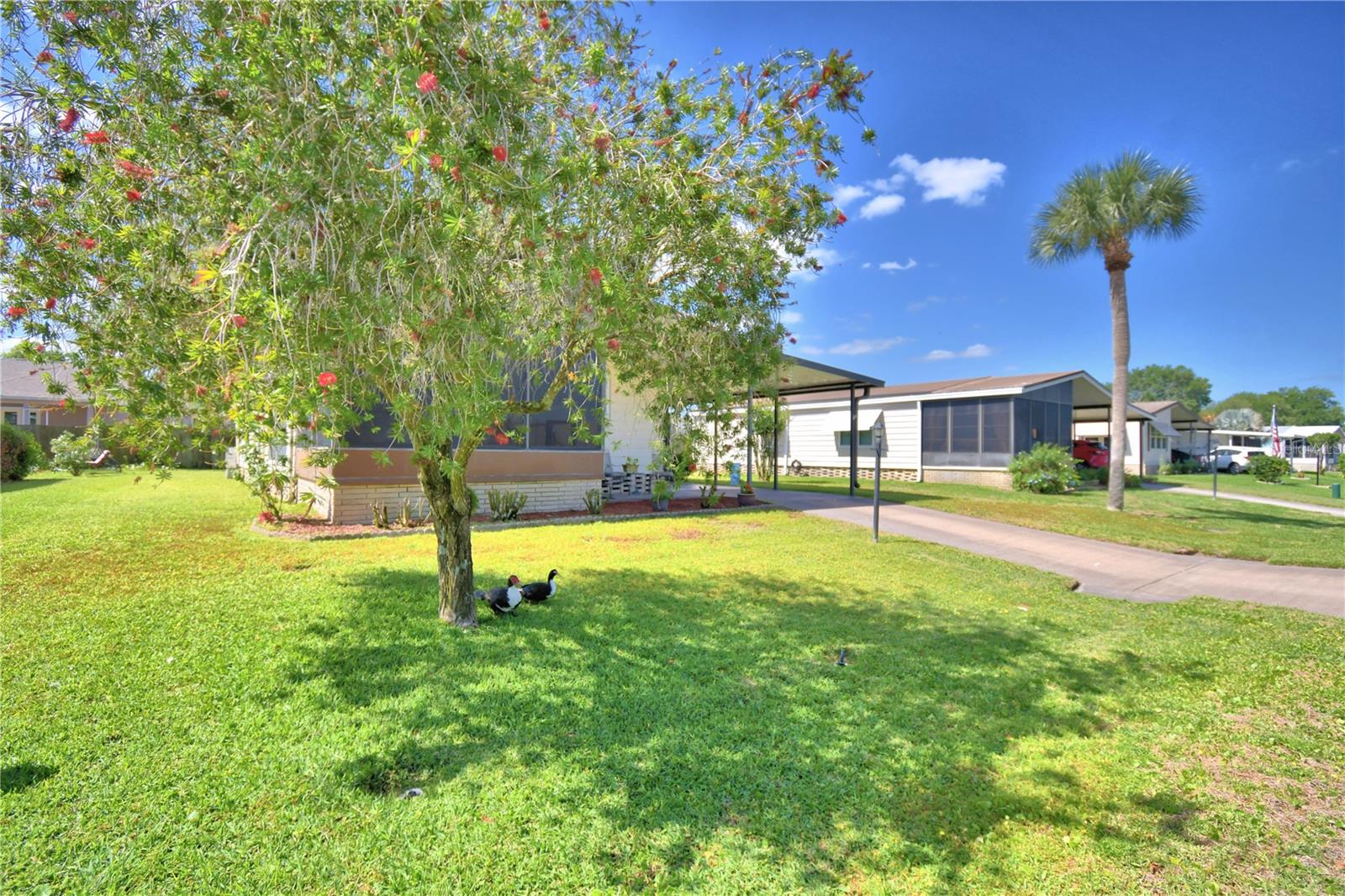 Manufactured Home at 447 VILLAGE CIR SW, WINTER HAVEN, photo 38 of 48