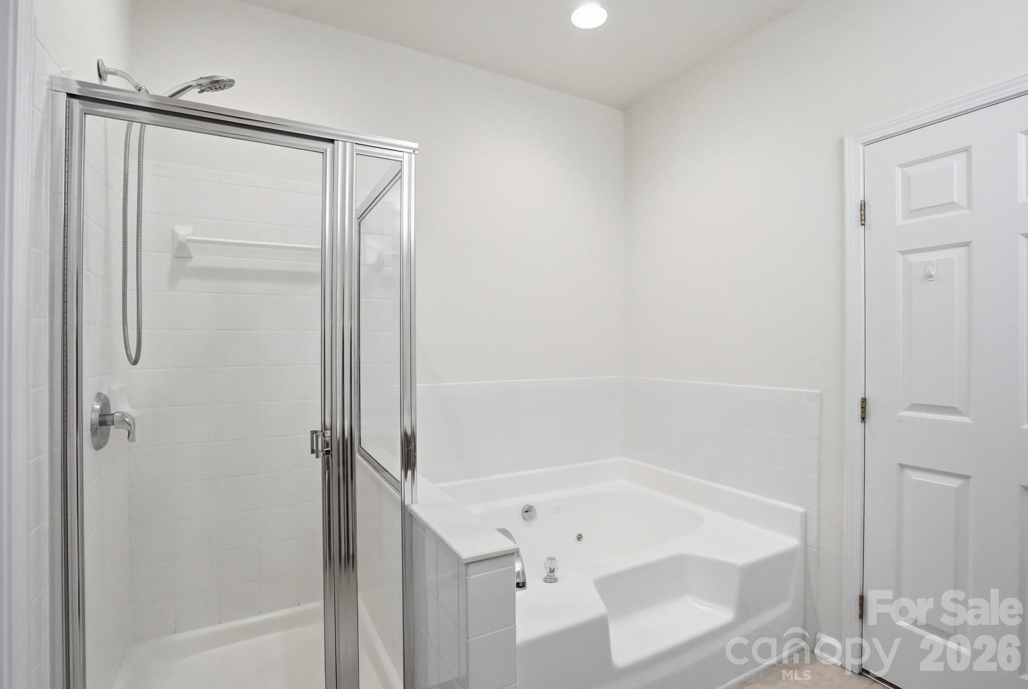 Primary Shower & Soaking tub - 225 Horizon Circle, Rock Hill