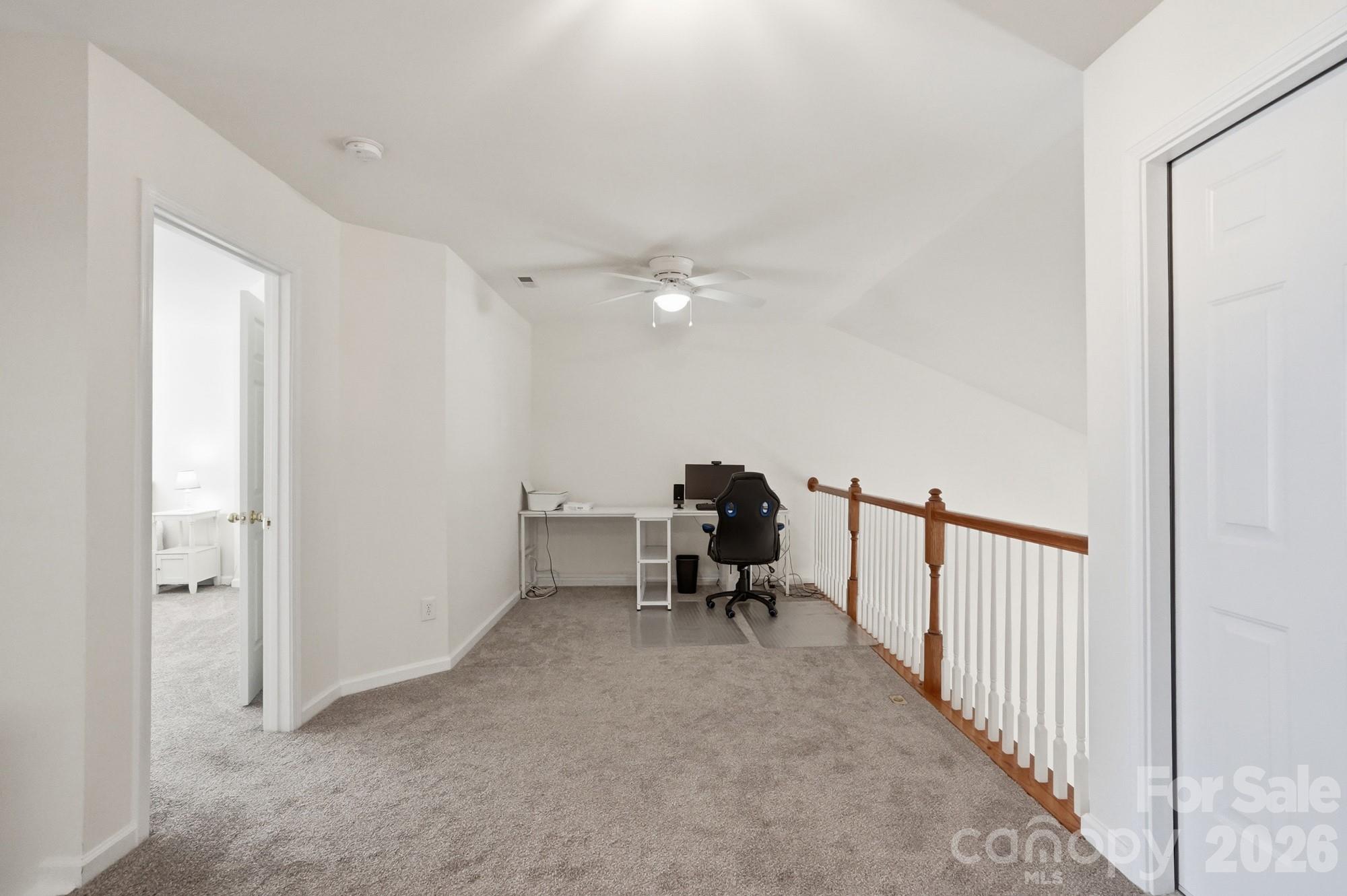 Upstairs Loft 21X12' - 225 Horizon Circle, Rock Hill
