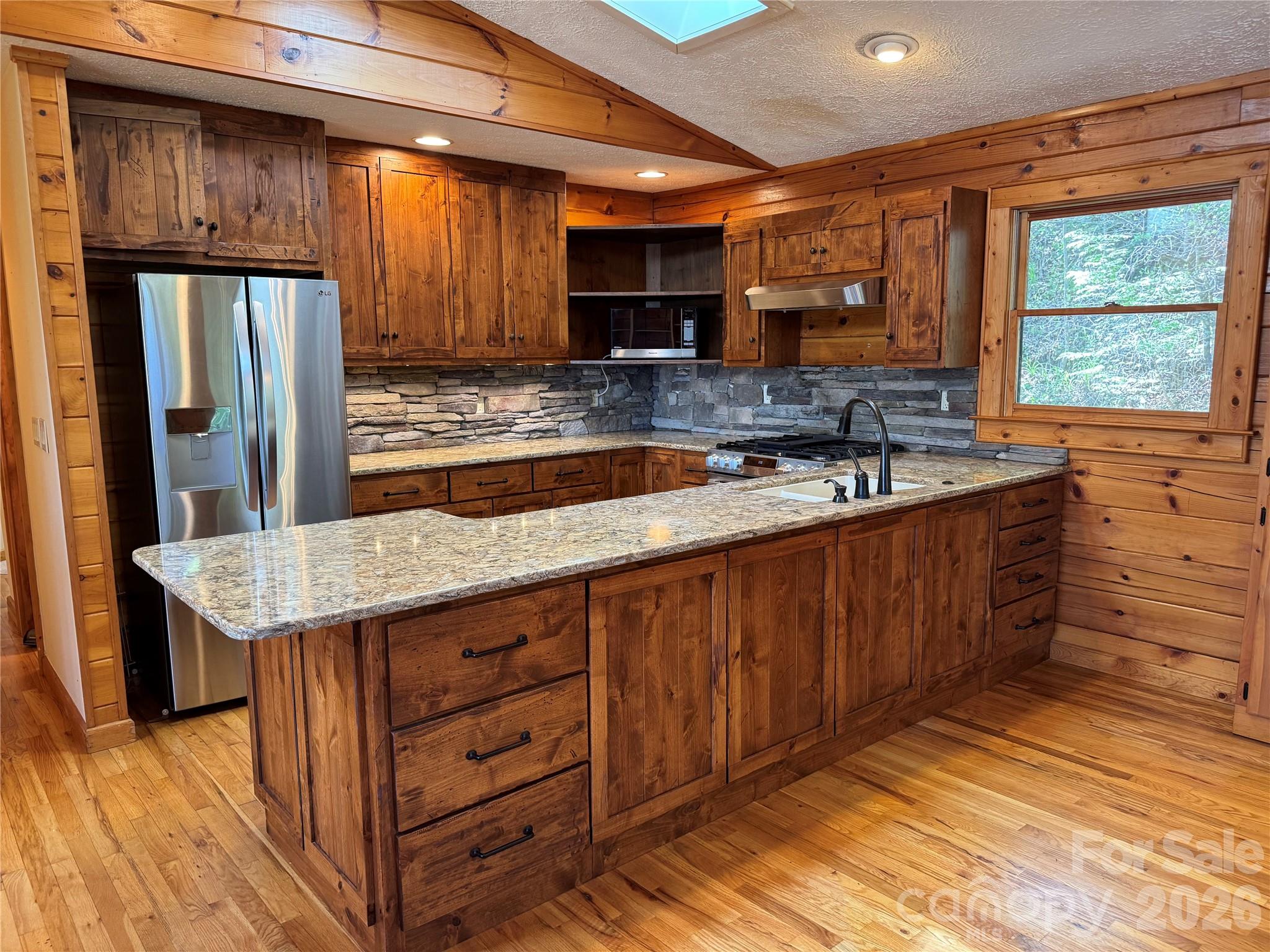 Single Family Residence at 1618 Walnut Creek Road, Waynesville, photo 10 of 41