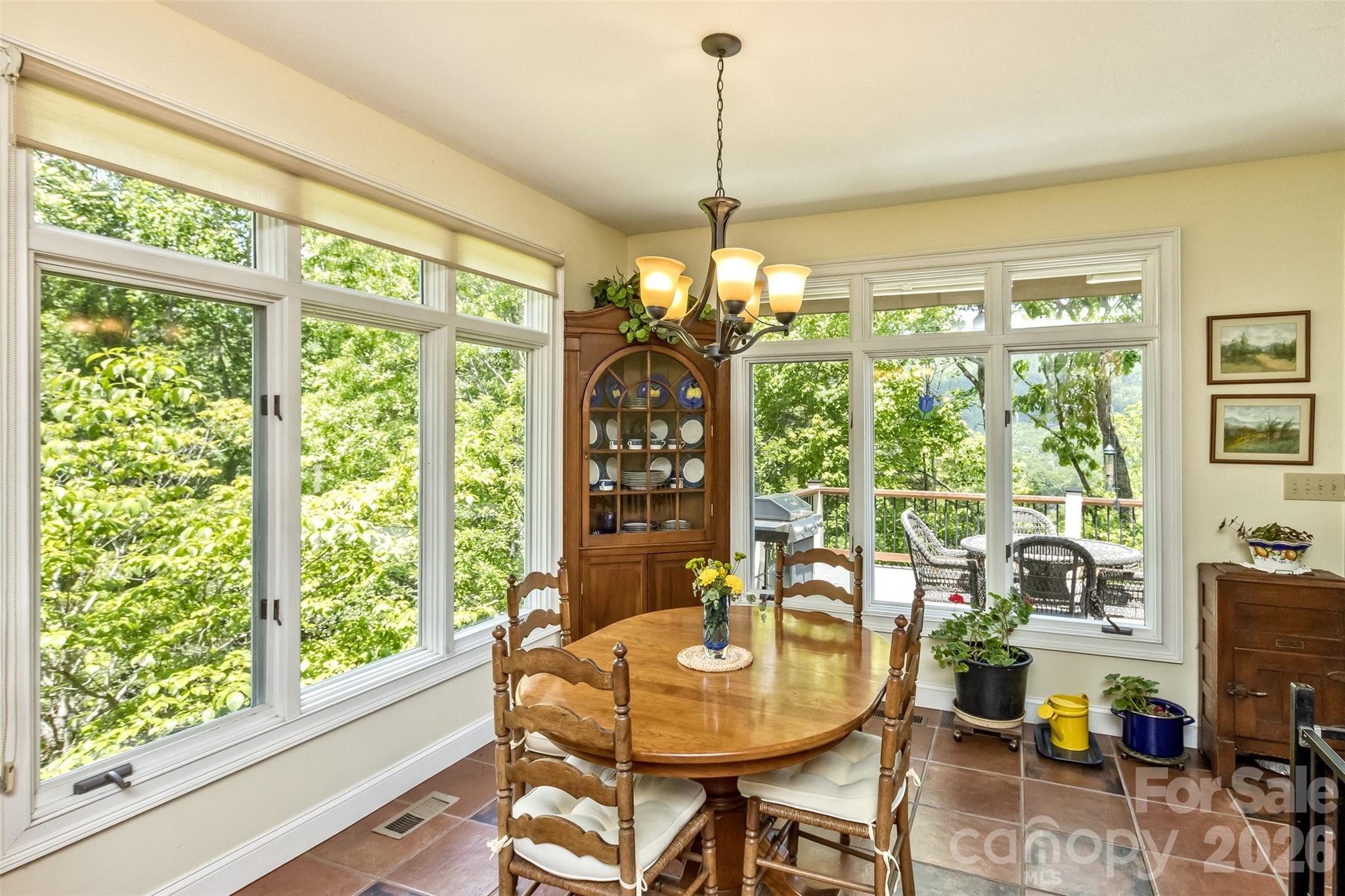 Breakfast nook leading to deck - views from all the windows! - 25 Windsong Drive, Fairview