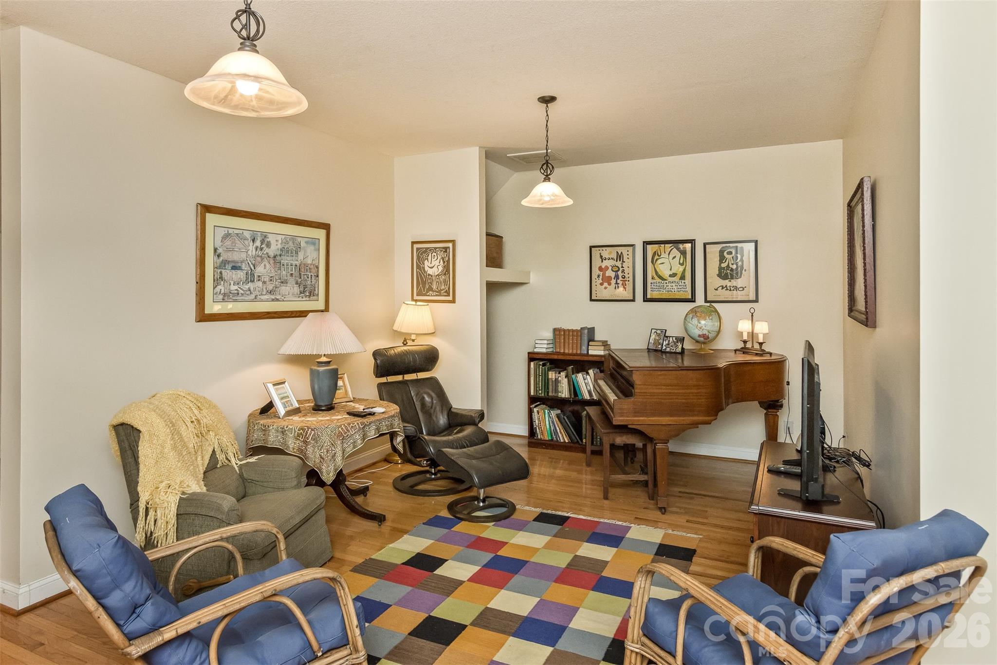 Large downstairs open space - current owners have dance parties here! - 25 Windsong Drive, Fairview