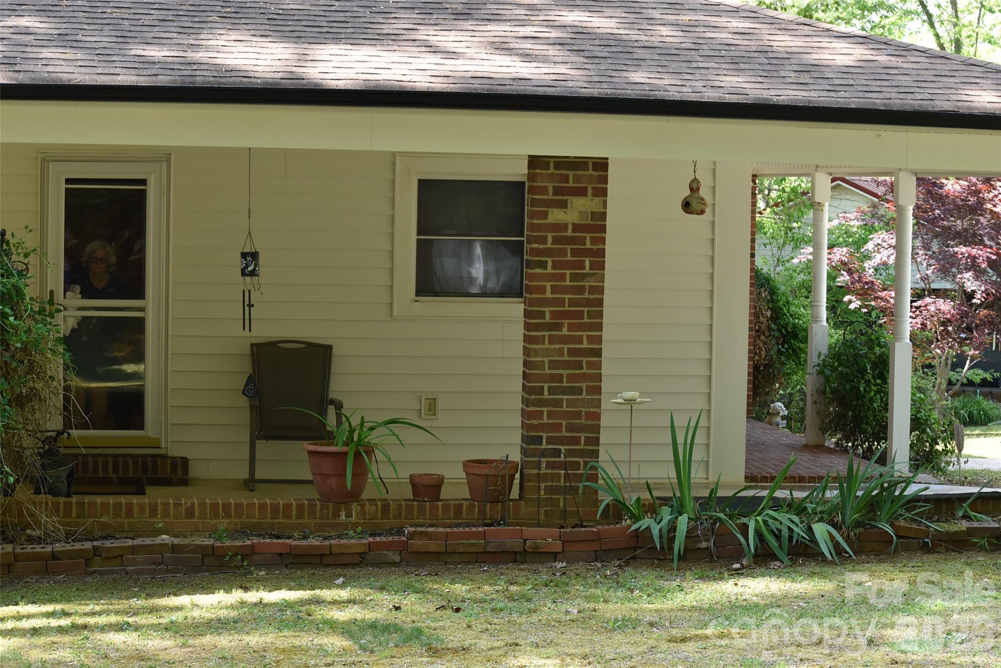 carport - 217 Redwood Lane, Lincolnton