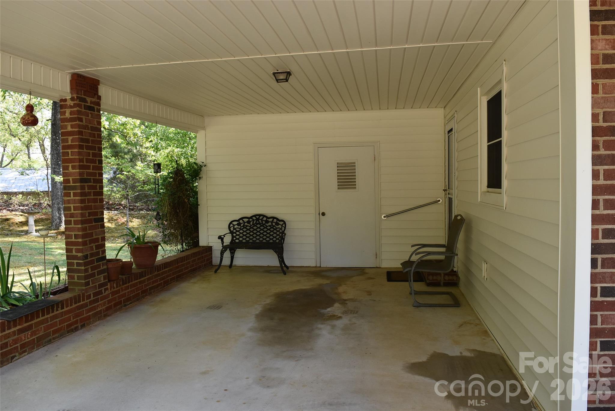 carport - 217 Redwood Lane, Lincolnton