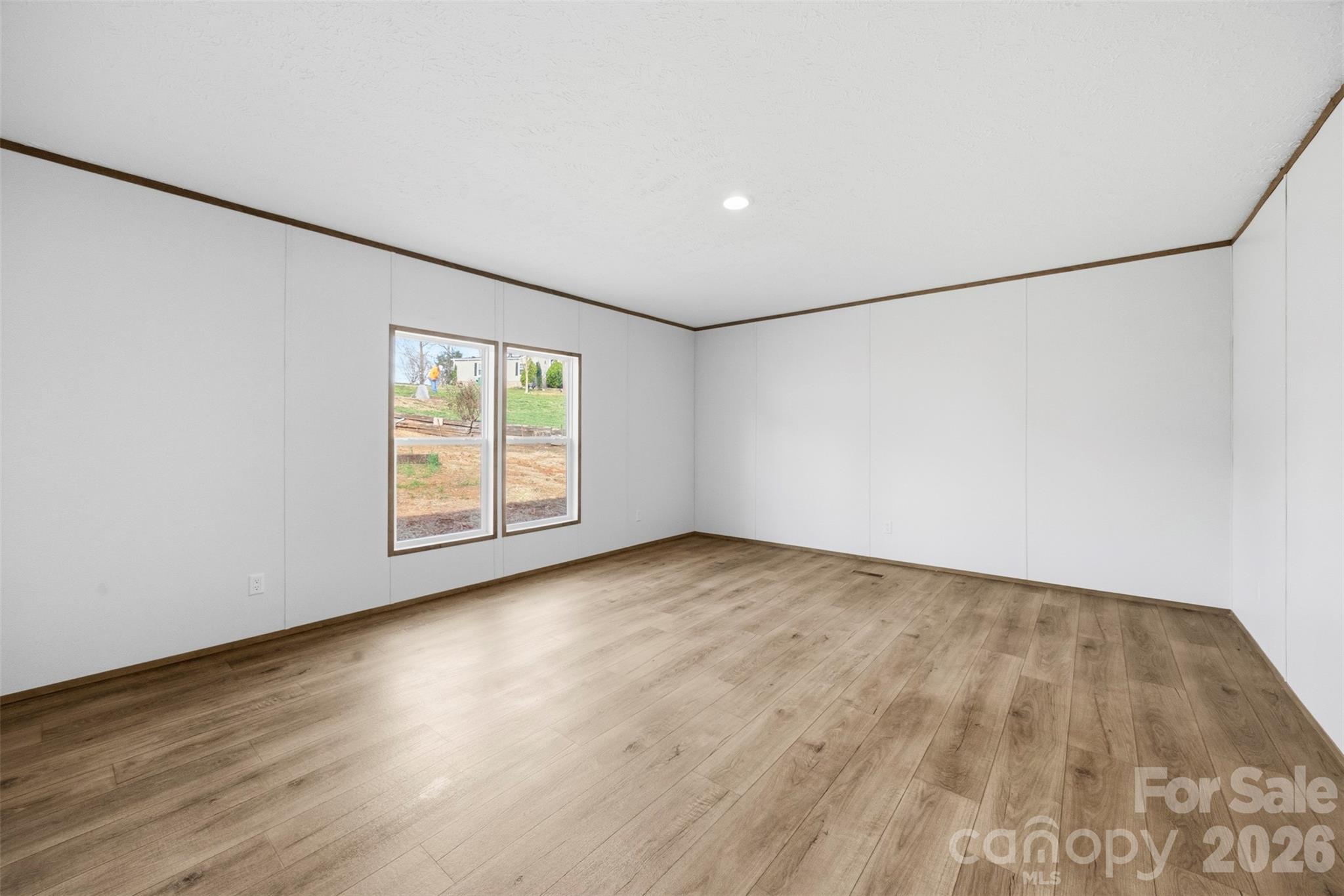 Single Family Residence at 229 Sailwinds Road, Mooresville, photo 25 of 40