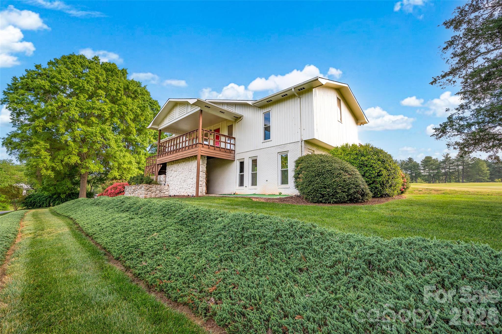 Single Family Residence at 443 W Gleneagles Road, Statesville, photo 2 of 48