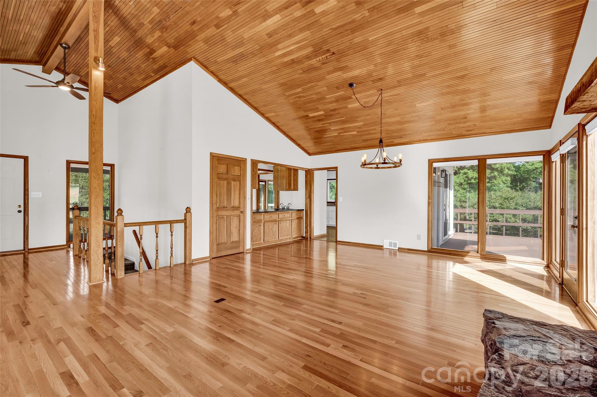Single Family Residence at 443 W Gleneagles Road, Statesville, photo 10 of 48