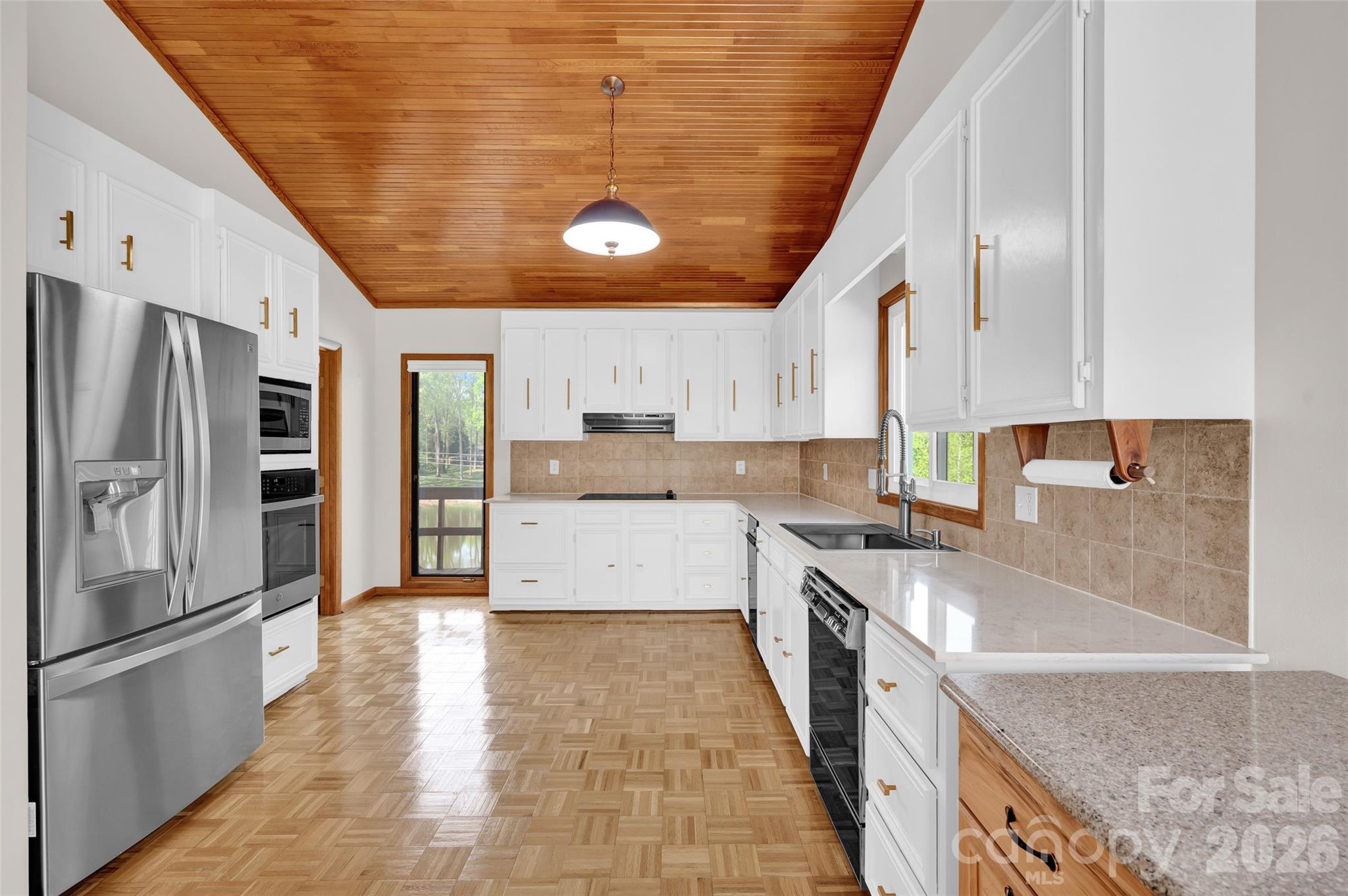 Single Family Residence at 443 W Gleneagles Road, Statesville, photo 14 of 48