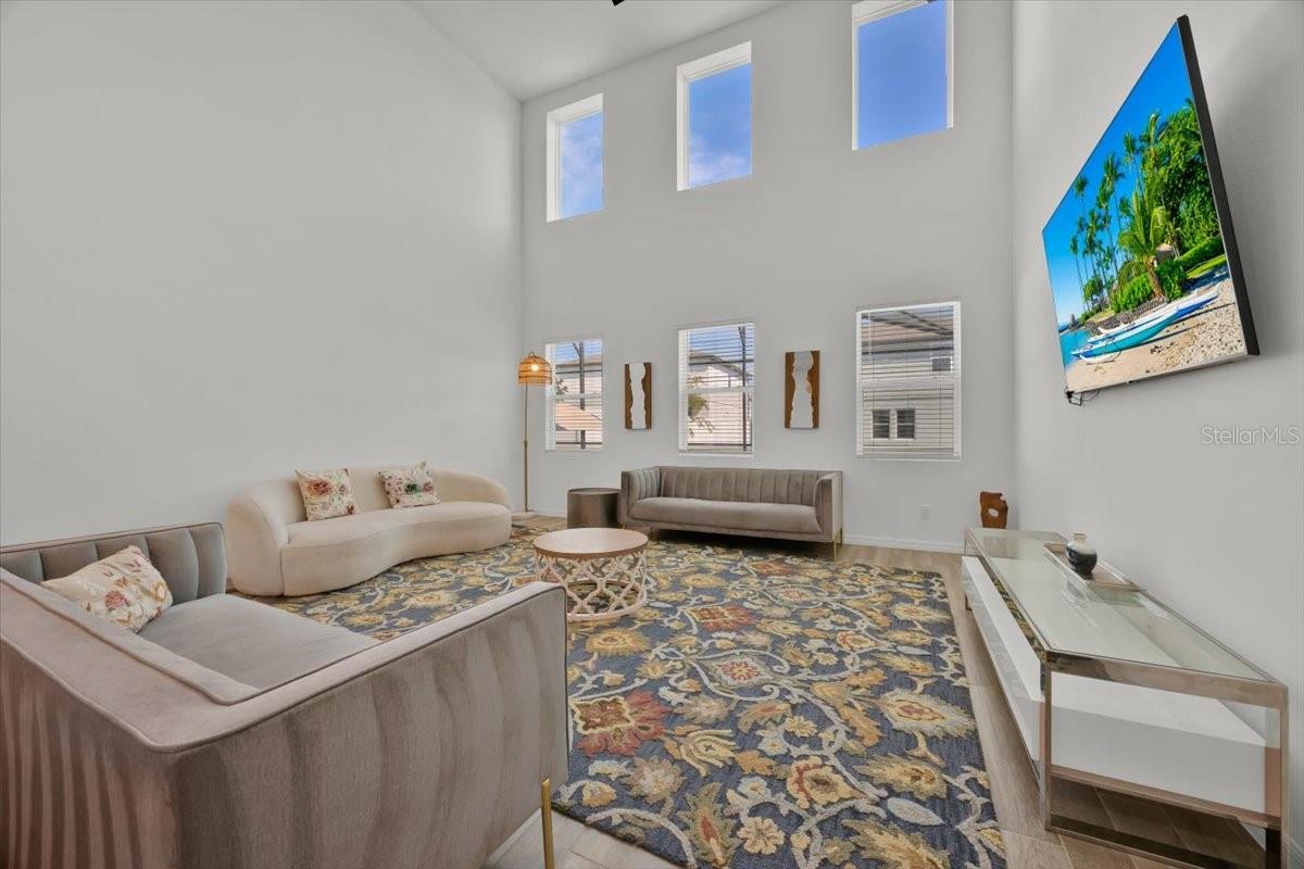 Living Room - 2342 LANCASHIRE ST, DAVENPORT