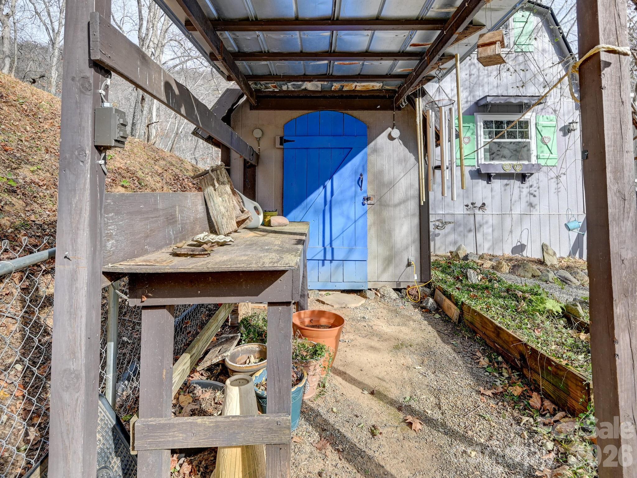 Hobby/Workshop with Built-In Table and Electric - 90 Davidson Gap Road, Leicester