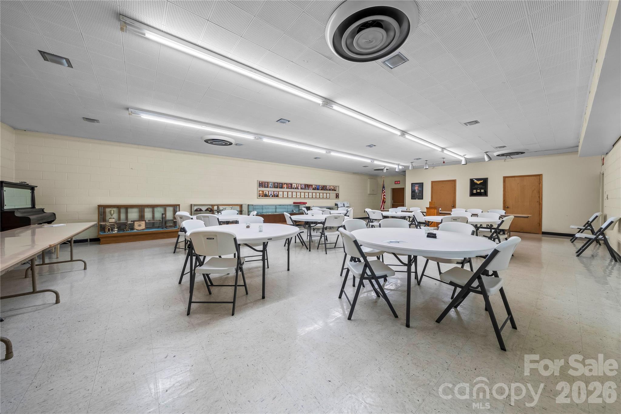 Retail at 130 Elizabeth Lane N, Rock Hill, photo 10 of 19