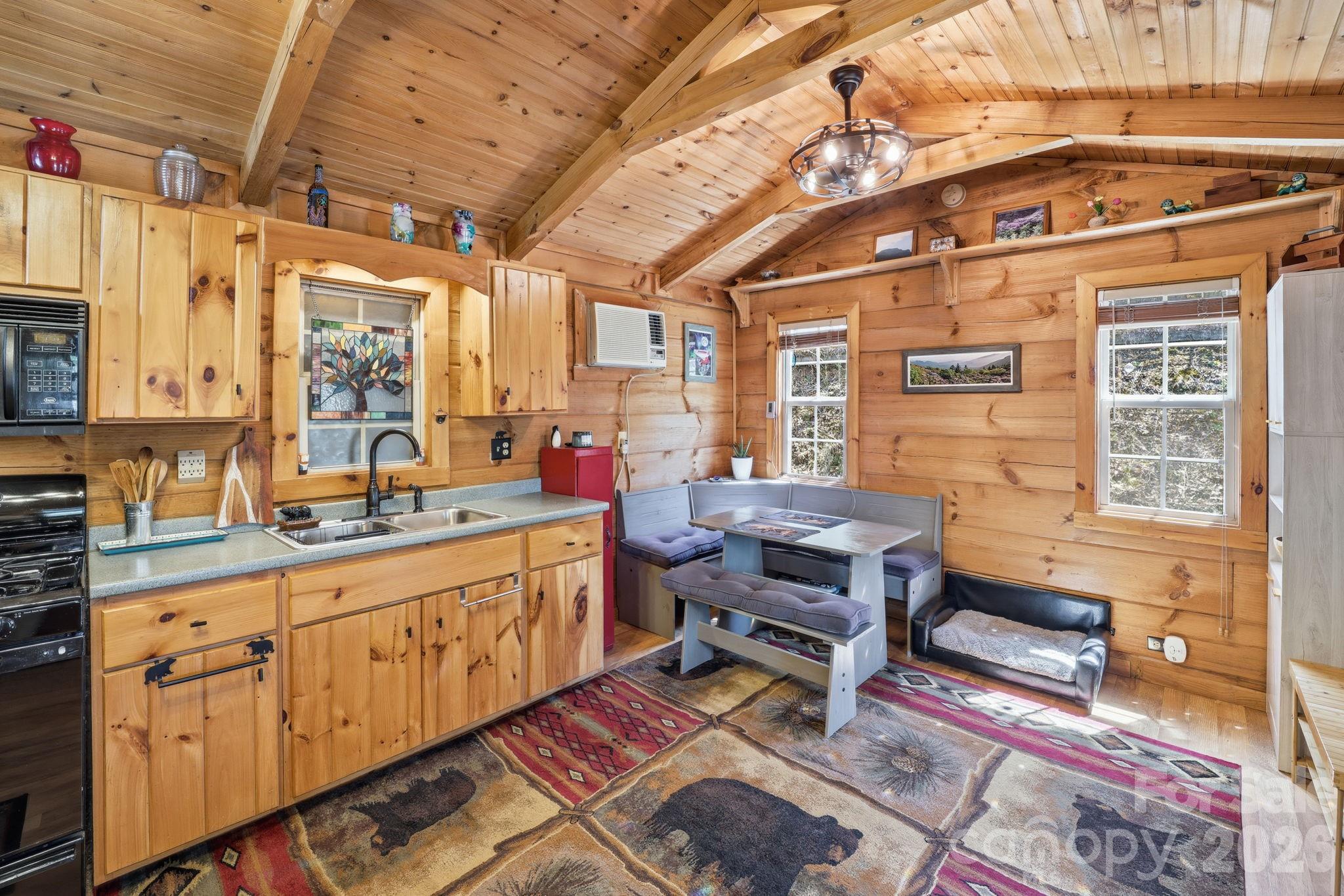 Single Family Residence at 307 Dancing Leaf Lane, Bakersville, photo 6 of 24