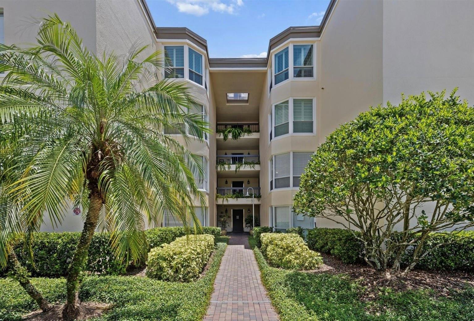 Front Entrance to Building - 204 QUAYSIDE CIR #201, MAITLAND