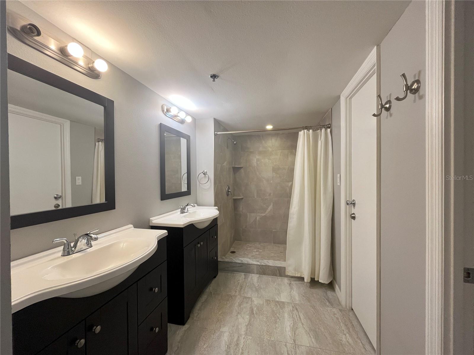 Master Bathroom - 204 QUAYSIDE CIR #201, MAITLAND