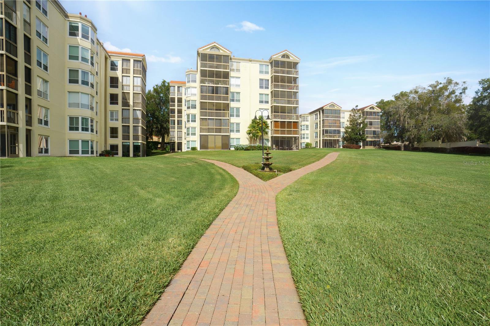 Rear Exterior - 204 QUAYSIDE CIR #201, MAITLAND