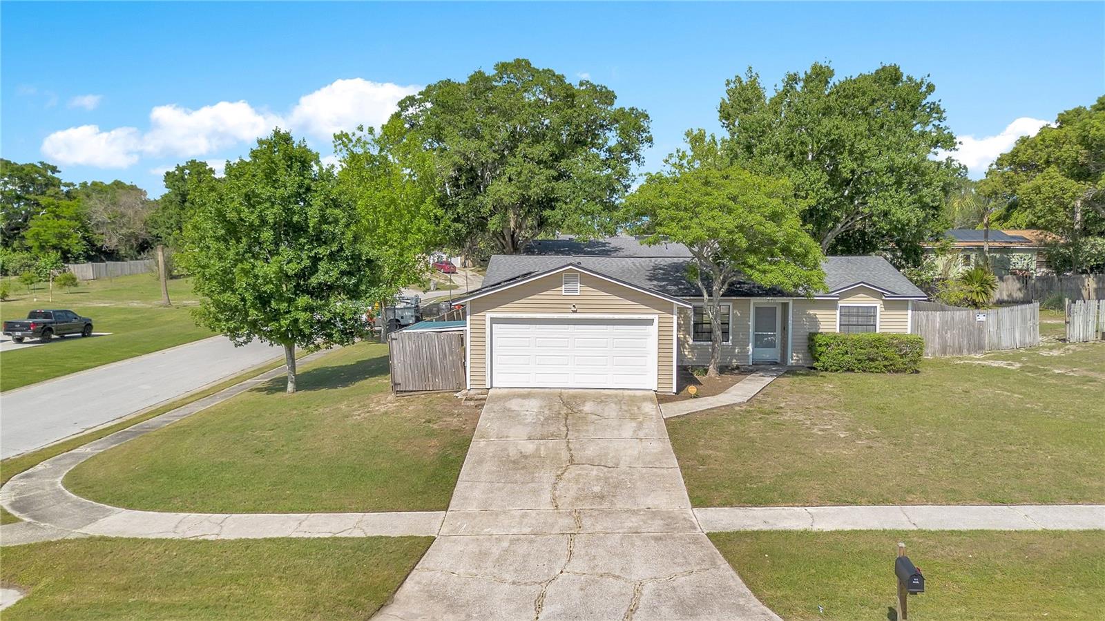 Front of Home/Corner Lot - 370 N LAKE AVE, APOPKA