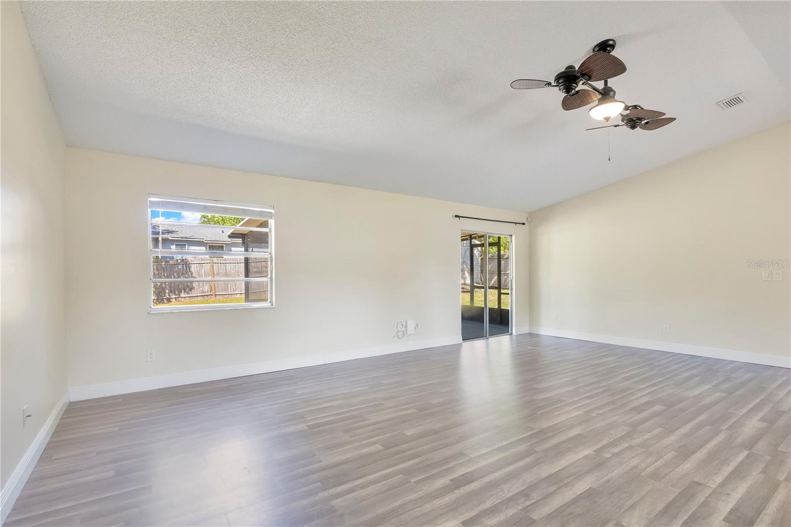 Great Room - 370 N LAKE AVE, APOPKA